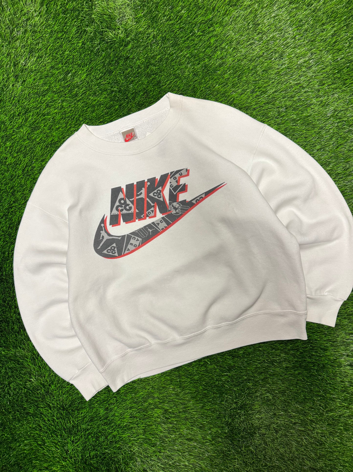 90s Nike Big Logo Spell Out White Vintage Crewneck (M)