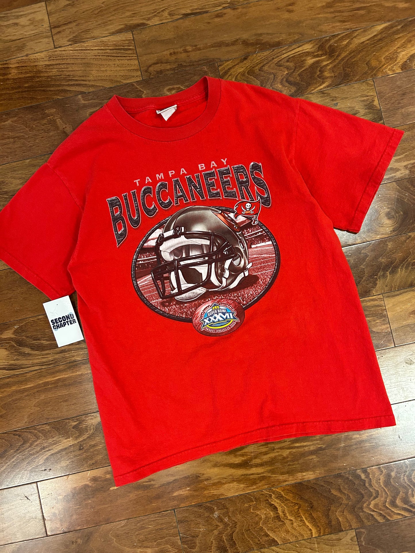 2003 Tampa Bay Buccaneers Super Bowl Helmet Tee (M)