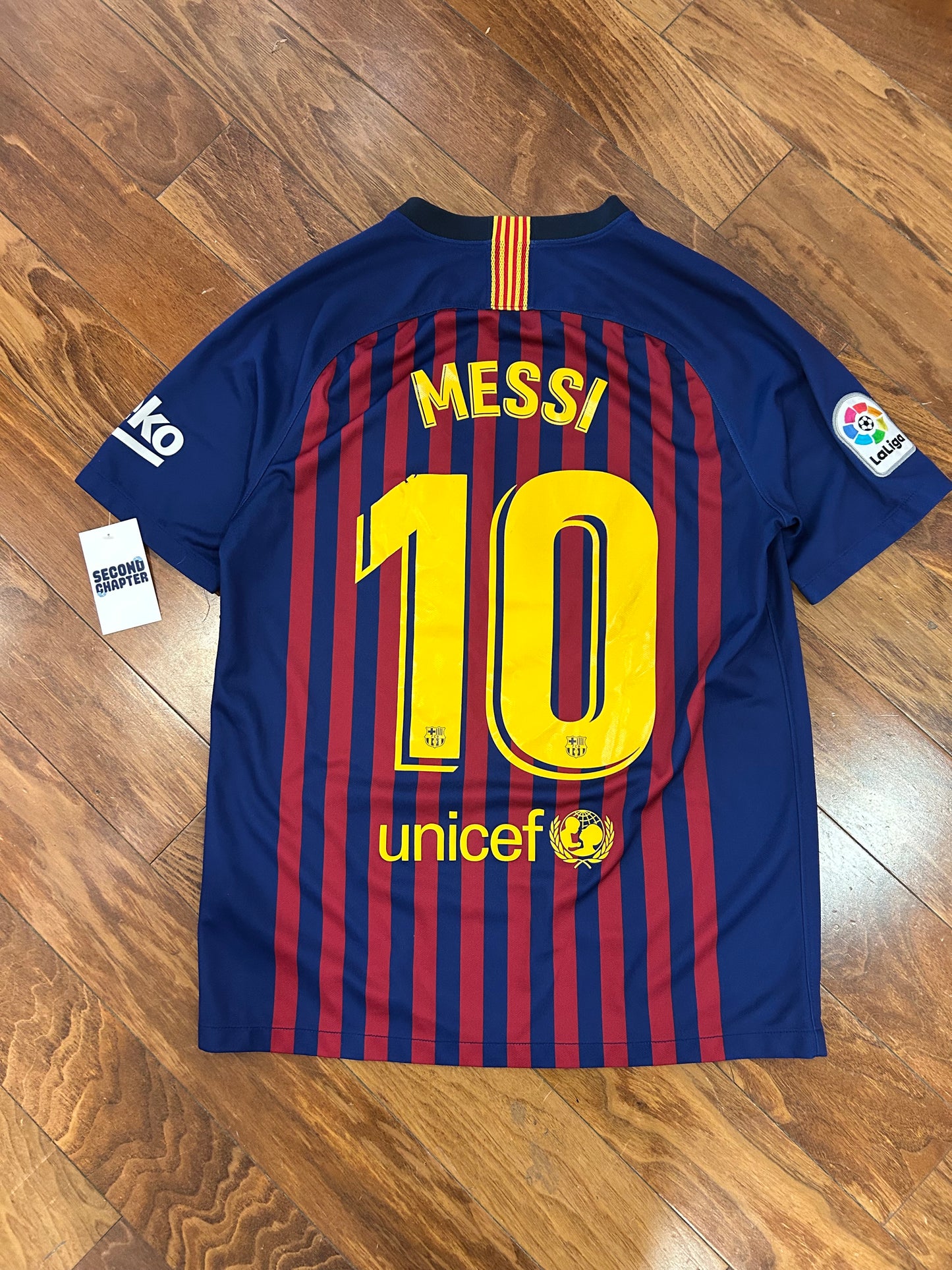 FC Barcelona Lionel Messi #10 2018 Nike Home Kit Soccer Jersey (M)