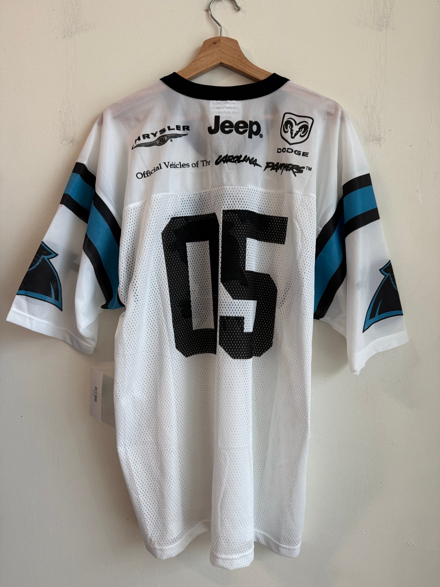 2005 Carolina Panthers Cat Scratch Spell Out Jeep White Jersey (XL)