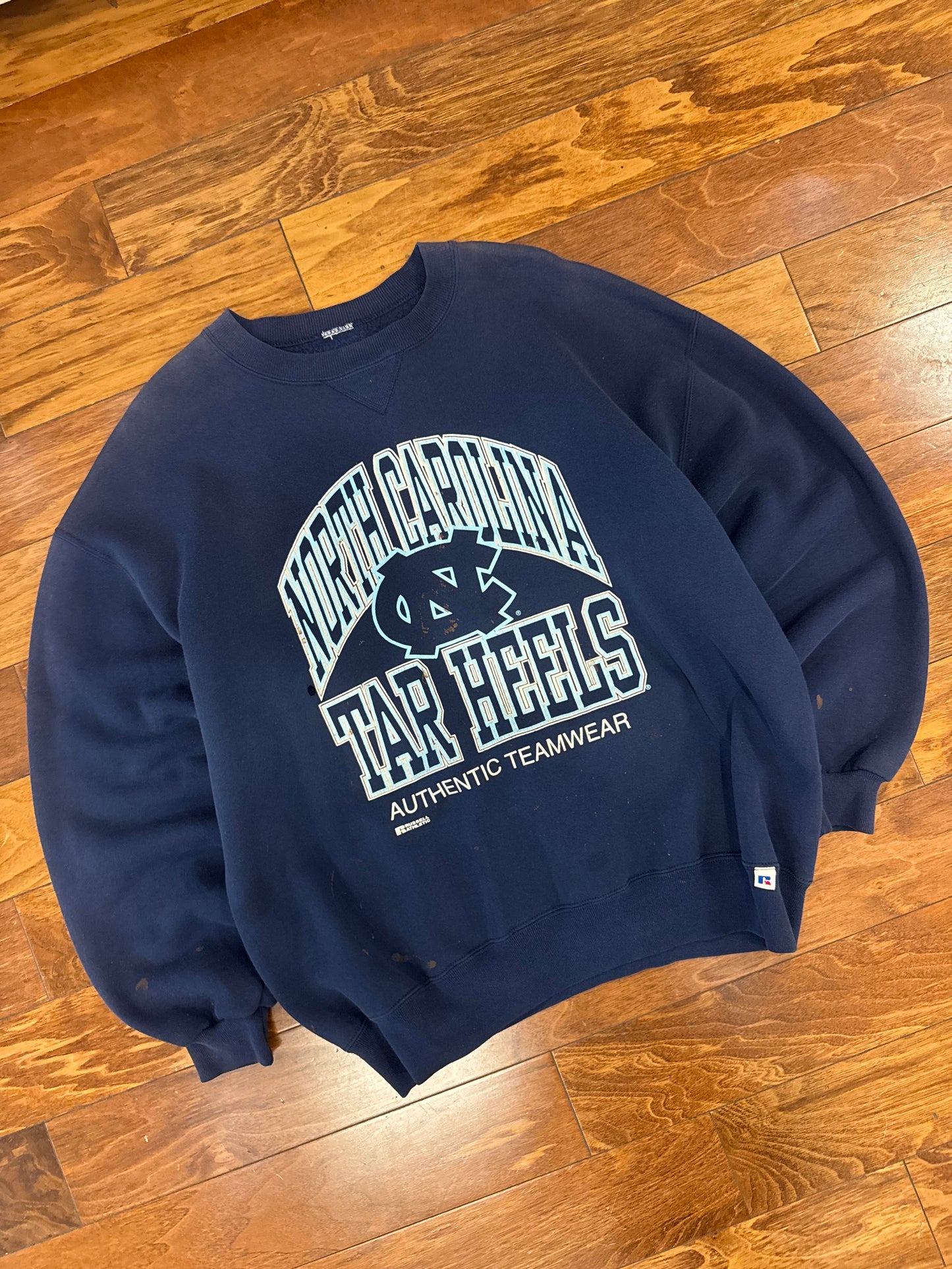 90s UNC Thrashed Vintage Russell Crewneck (XL)