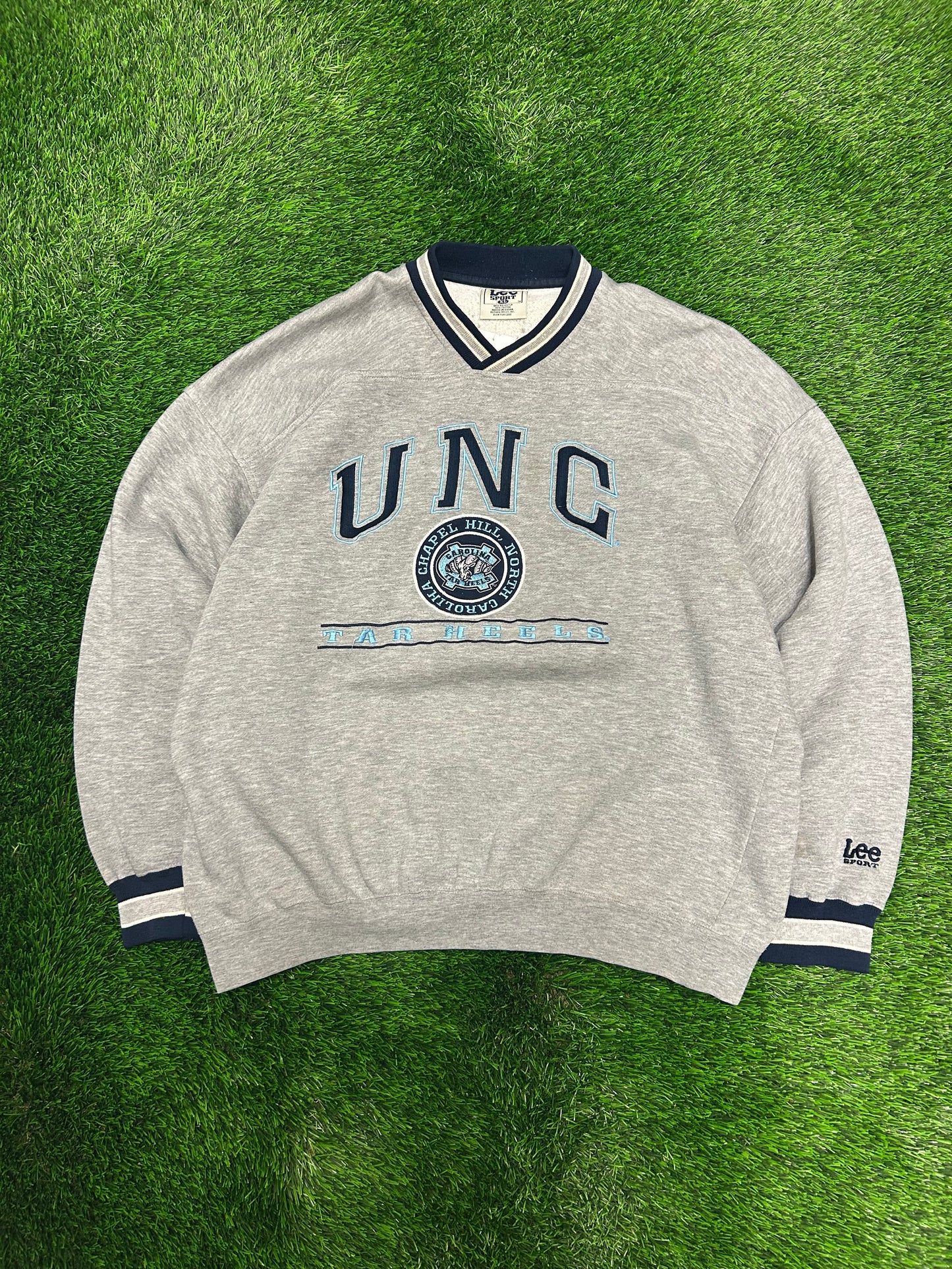90s University Of North Carolina (UNC) Spell Out Vintage Lee Embroidered Crewneck (XL)