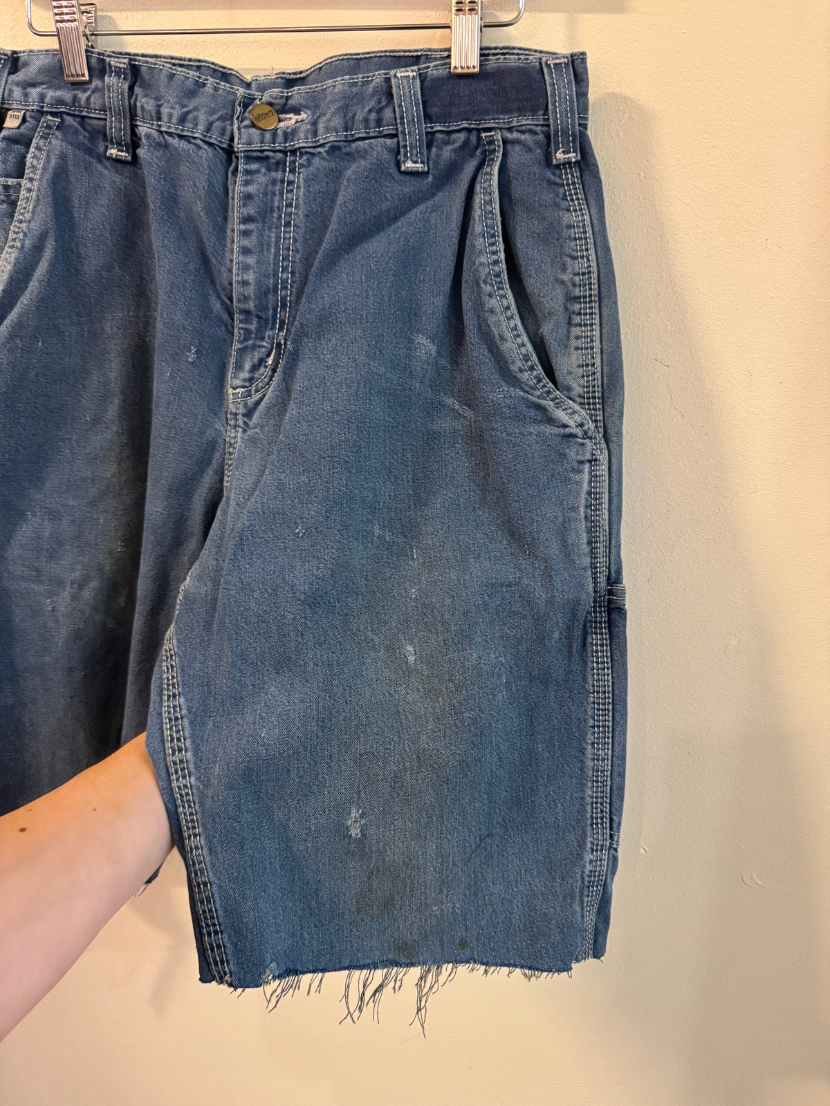 00s Carhartt FR Carpenter Shorts (32)