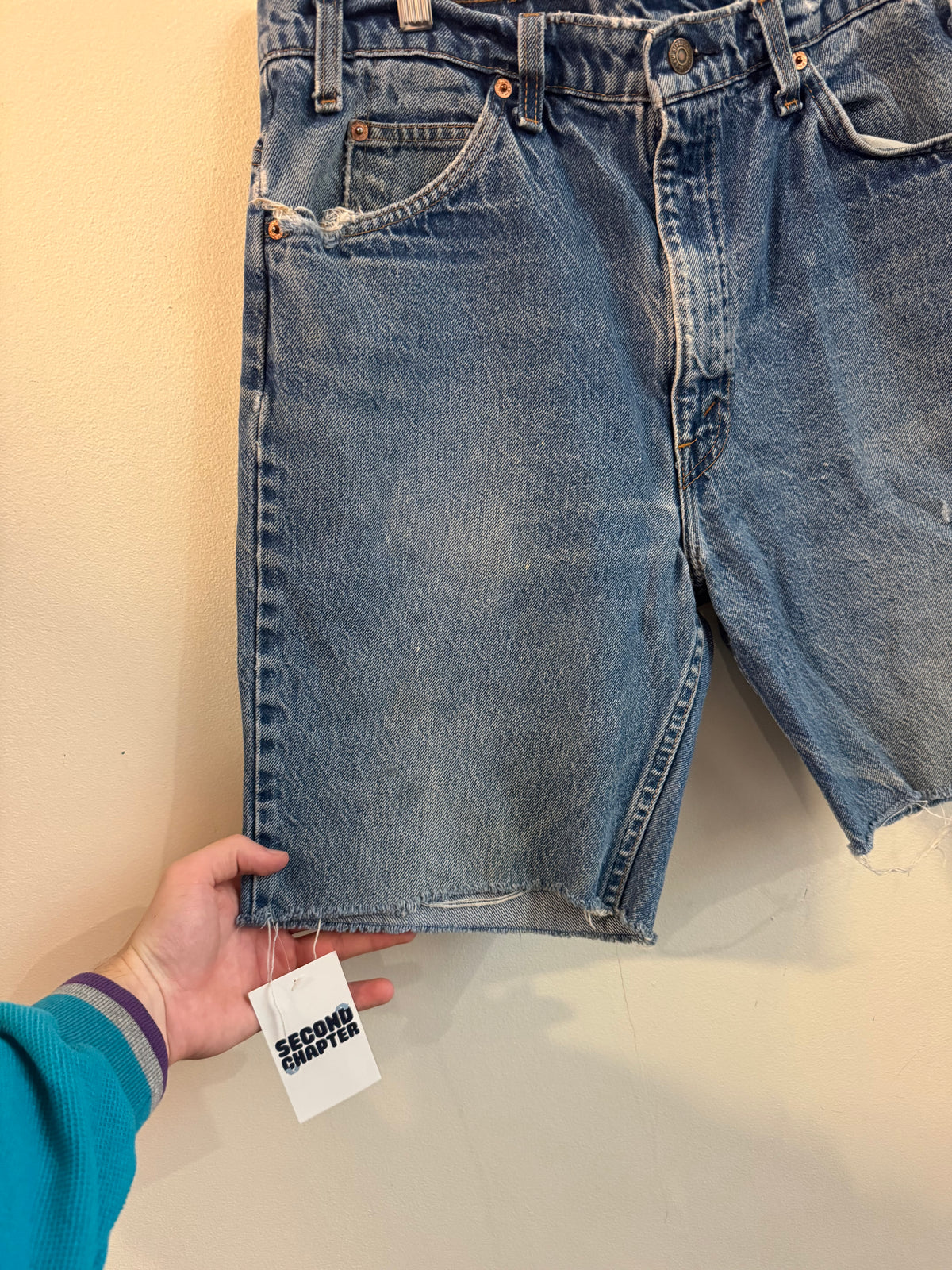 90s Levi’s 505 Orange Tab Shorts (36)
