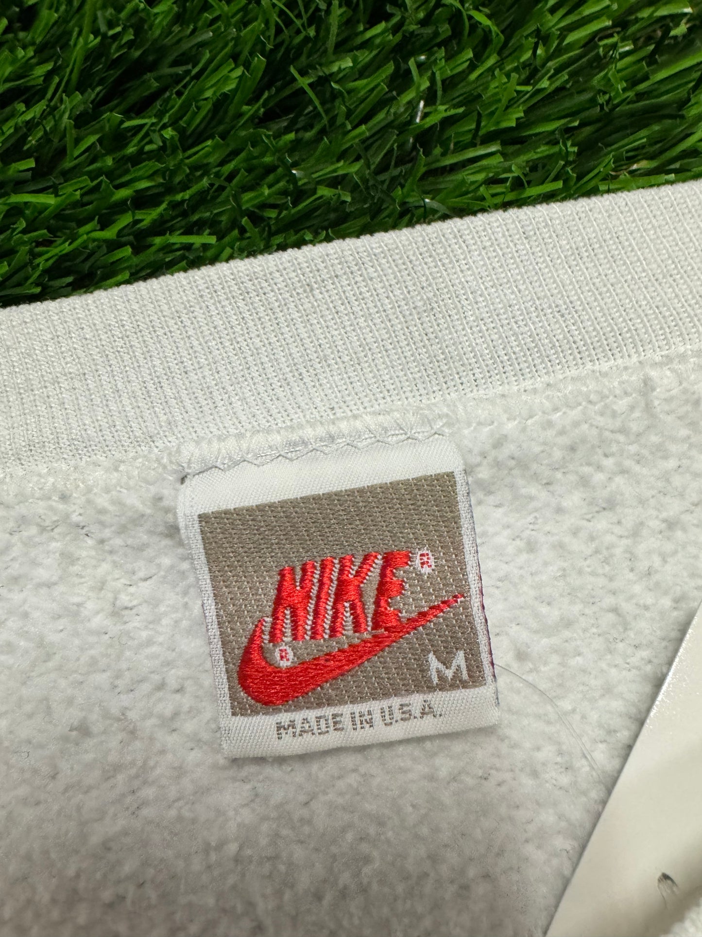 90s Nike Big Logo Spell Out White Vintage Crewneck (M)