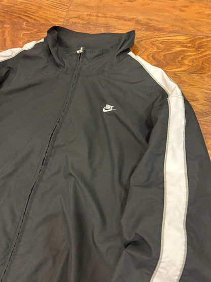 00s Nike Vintage Black & White Windbreaker (XL)