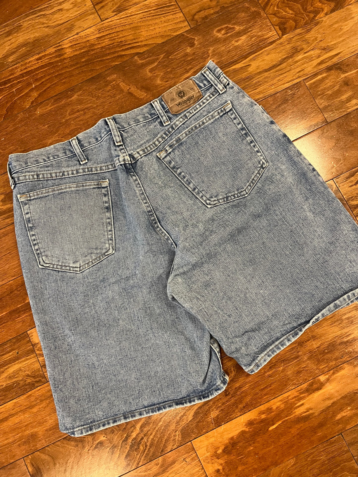 00s Wrangler Blue Jean Shorts (38)