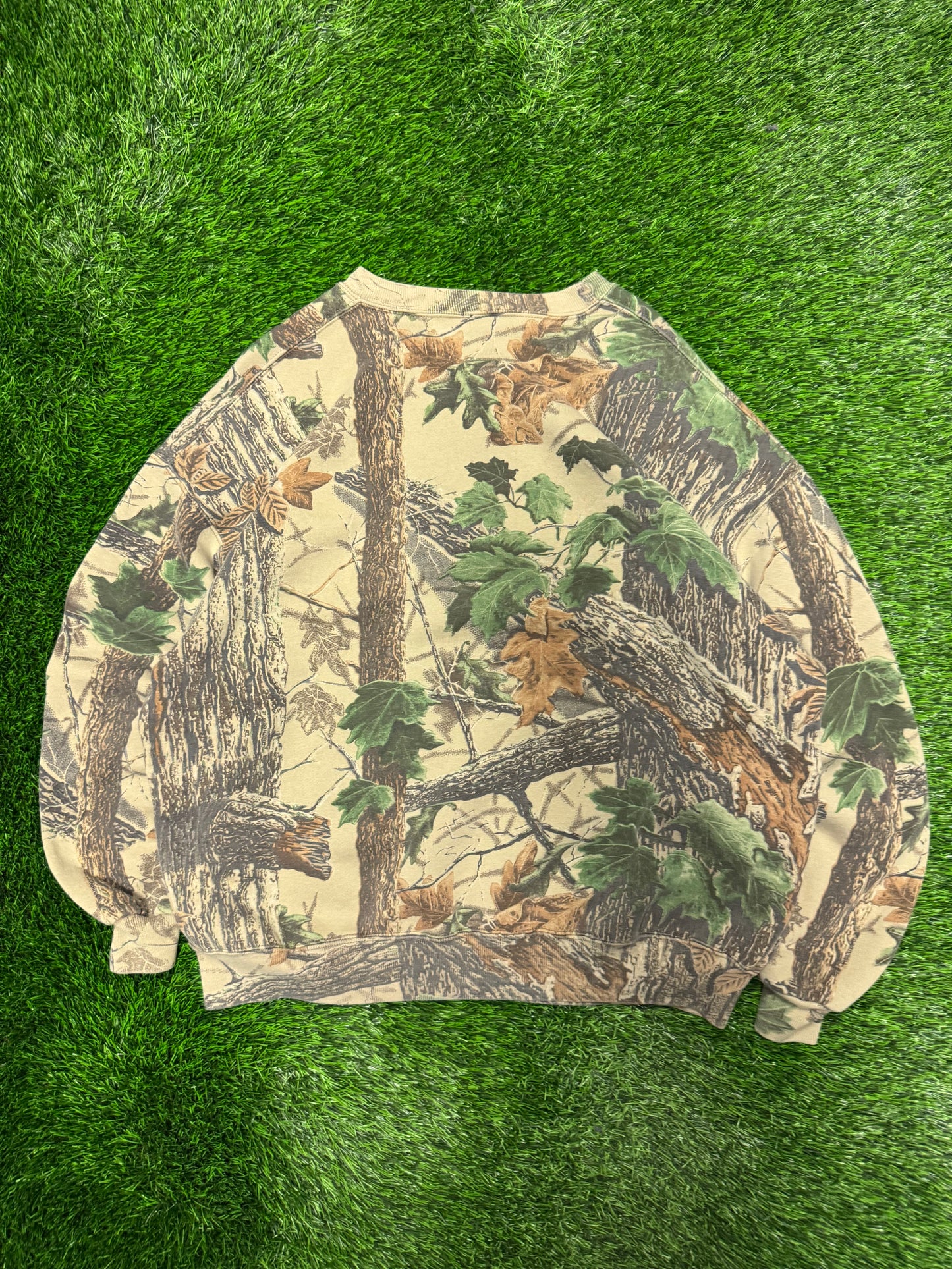 90s Faded Camo Vintage Jerzees Outdoors Crewneck (XXL)