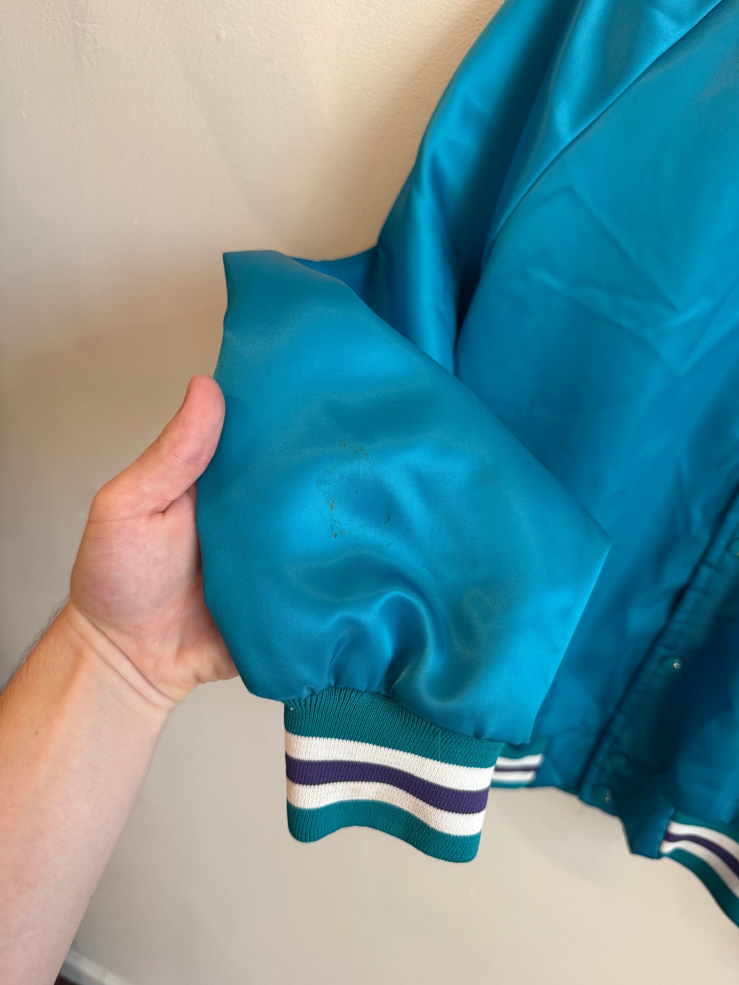90s Charlotte Hornets NBA Chalk Line Satin (M)