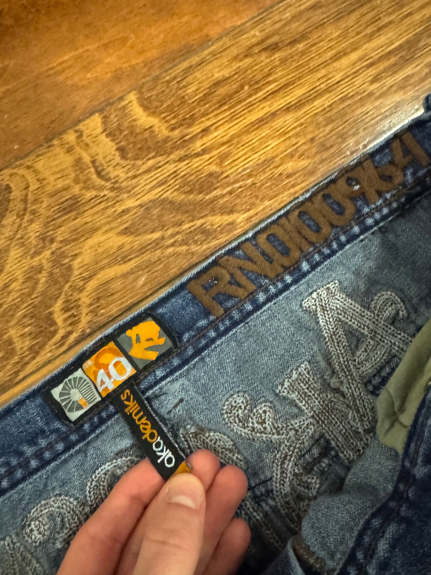 00s Akademiks Baggy Embroidered Blue Jeans (40 x 34)