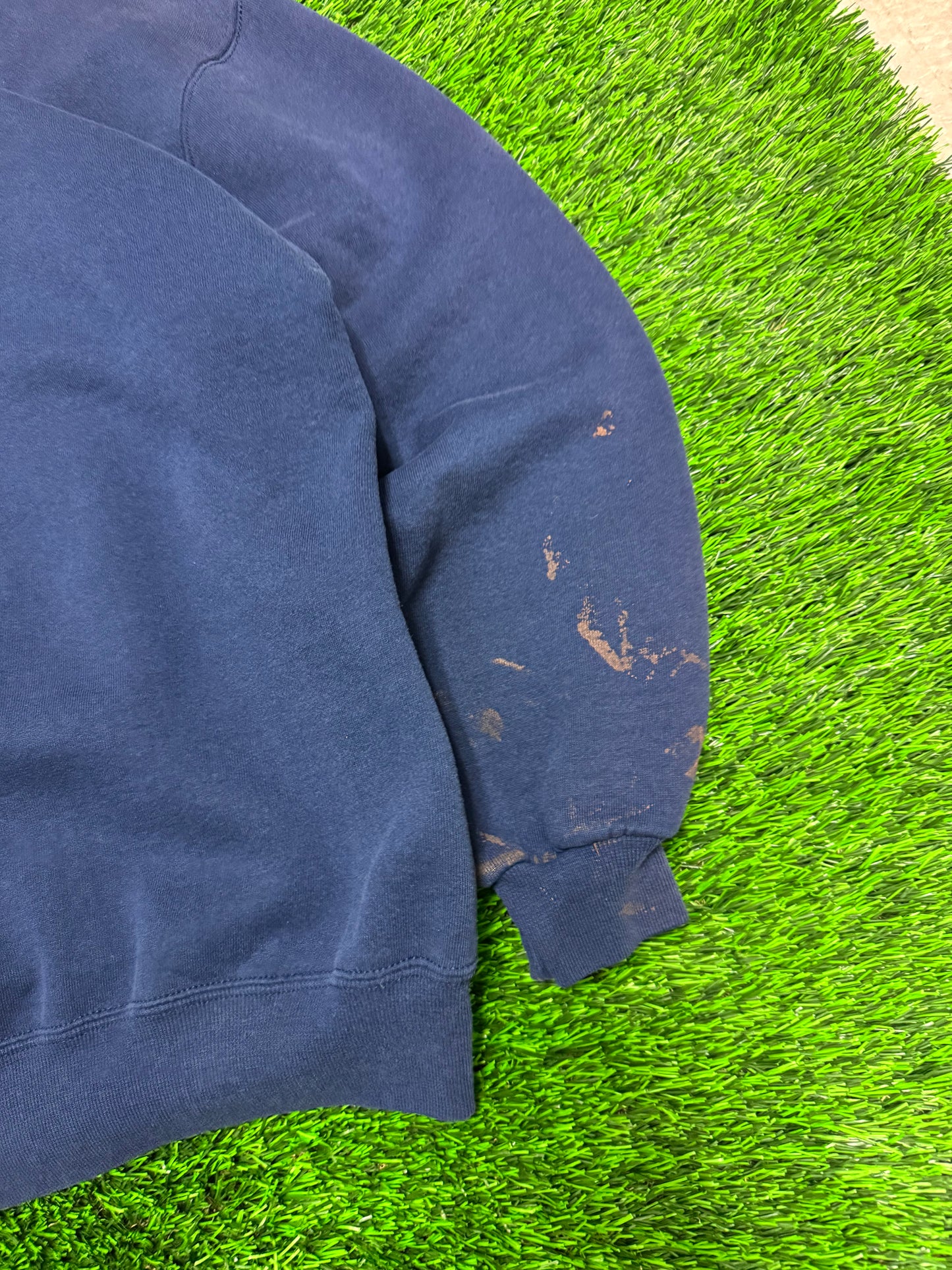 90s University of North Carolina UNC Thrashed Vintage Russell Crewneck (XL)