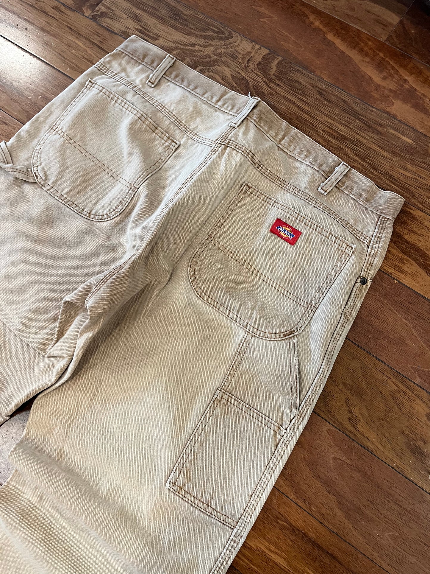 00s Dickies Faded Distressed Tan Workwear Pants (38 x 32)