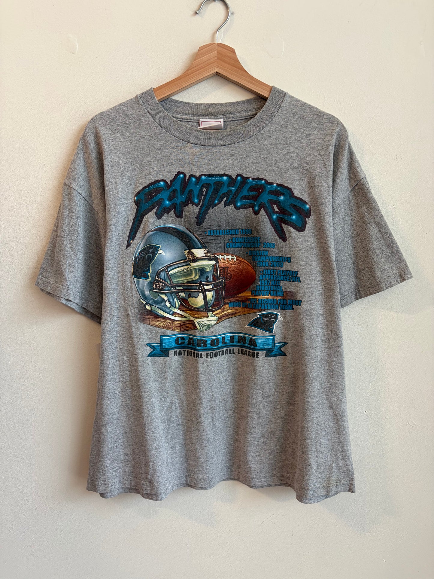 2003 Carolina Panthers Cat Scratch Helmet Tee (L)