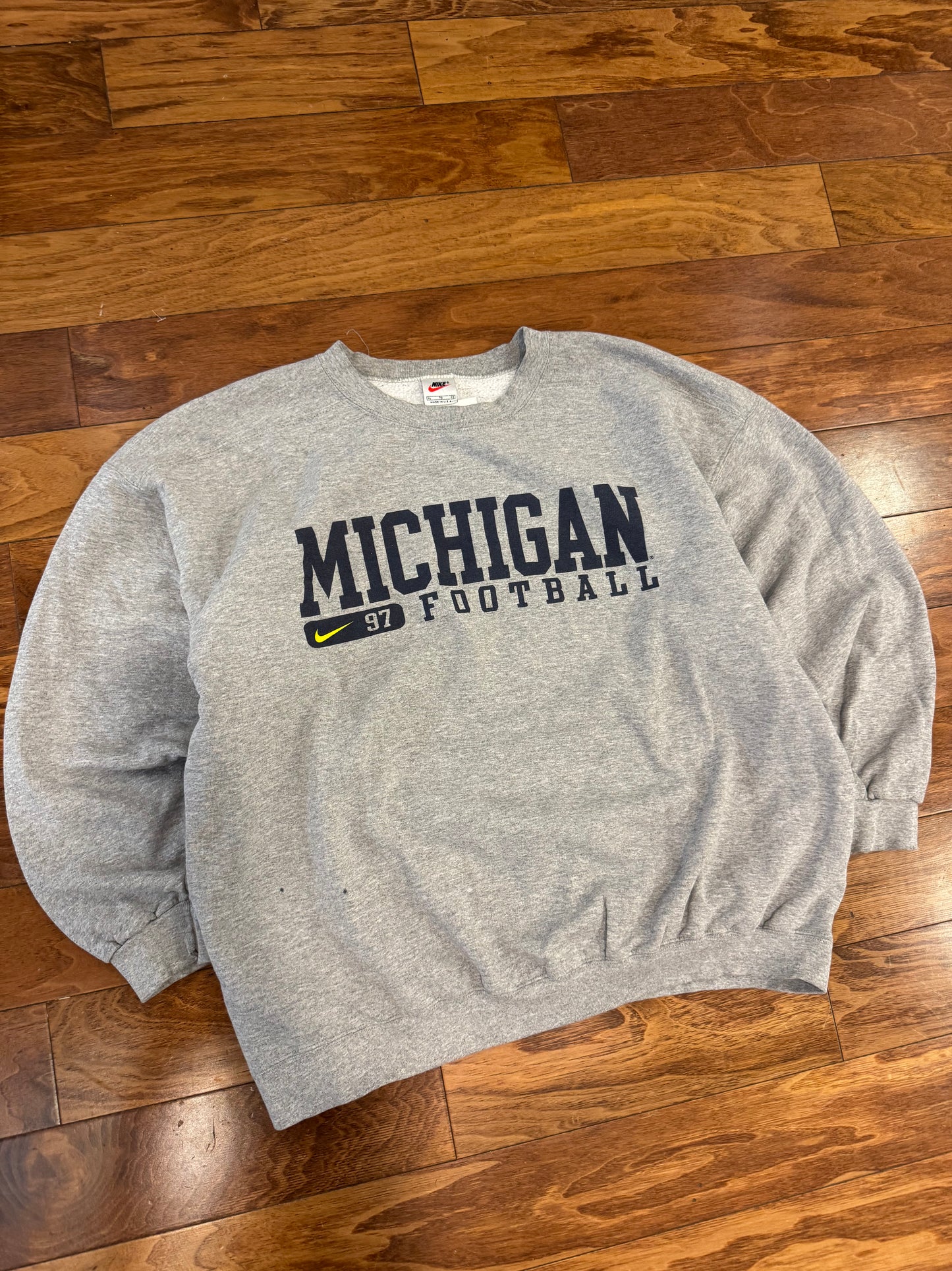 1997 Michigan Football Nike Crewneck (XL)