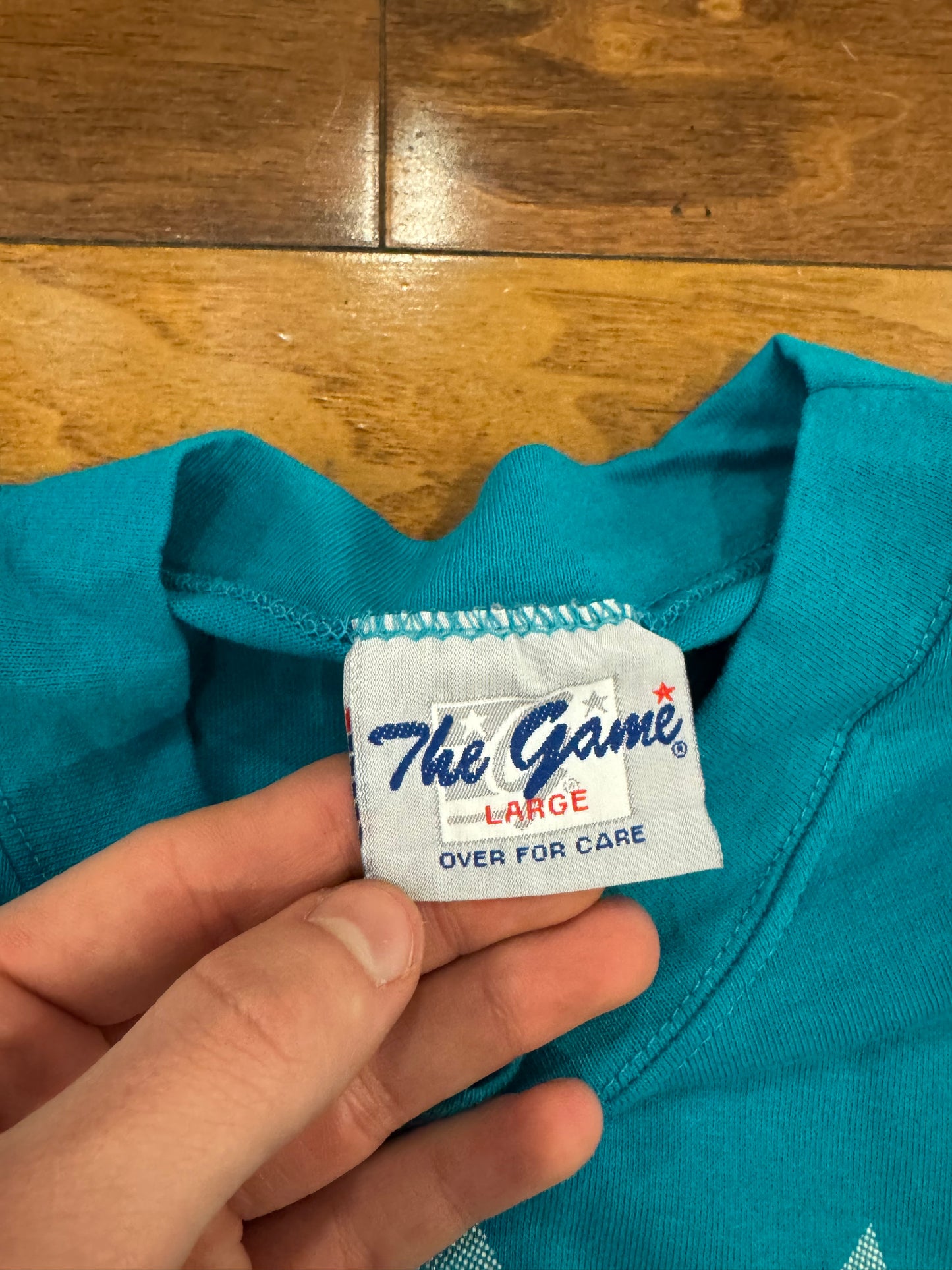 90s Charlotte Hornets Deadstock Long Sleeve Shirt (L)