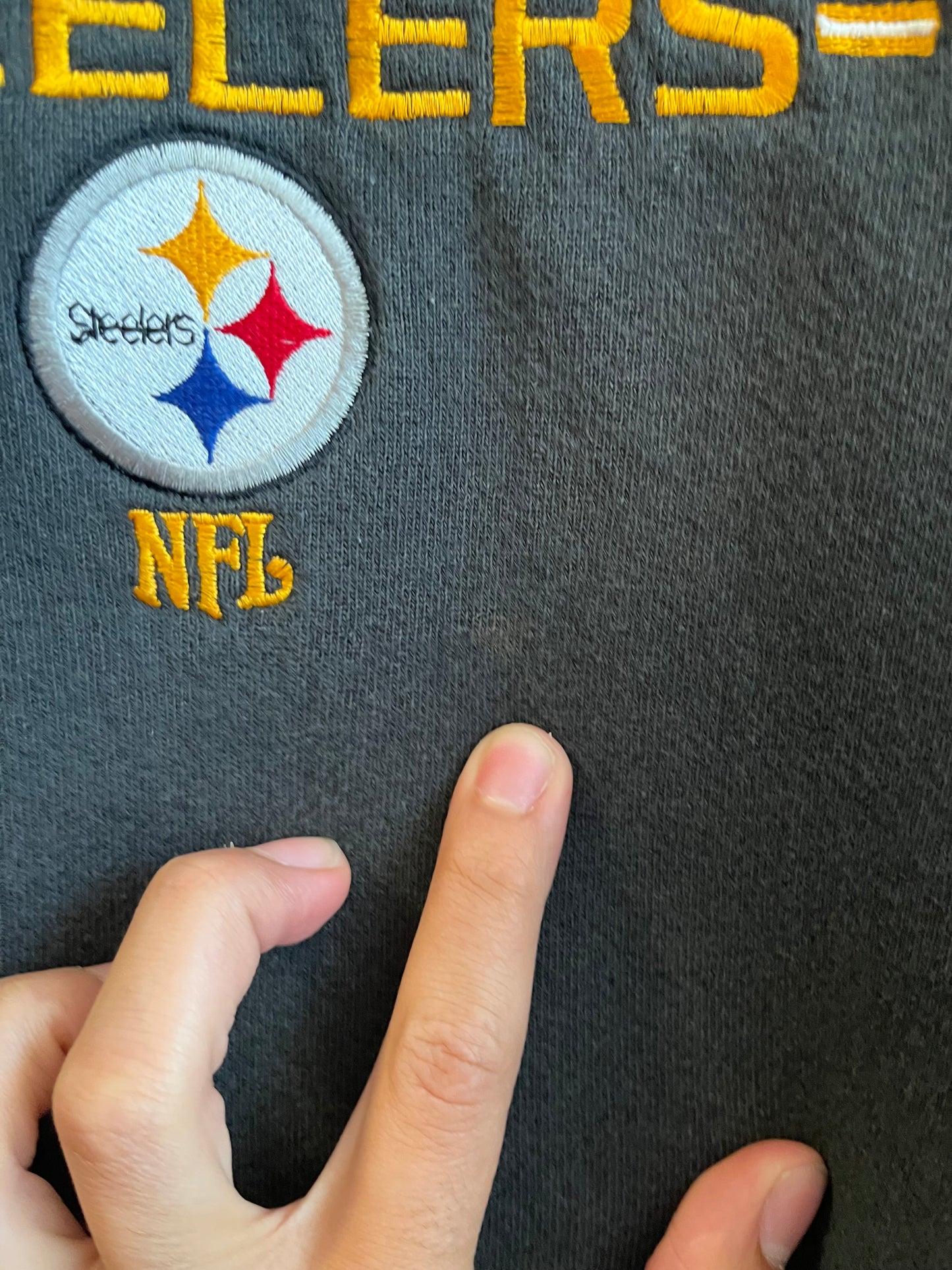 2005 Pittsburgh Steelers Faded Embroidered Hoodie (L)