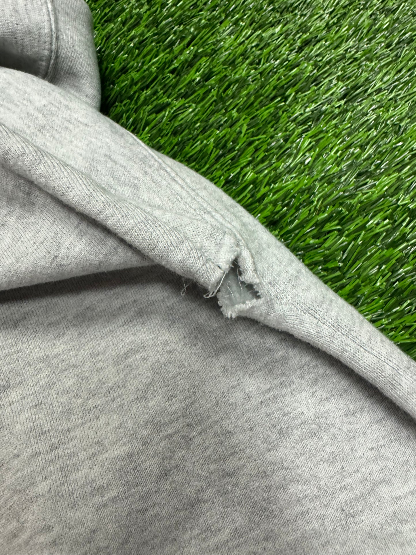 90s Chicago Bulls Vintage Distressed Nutmeg Crewneck (XL)