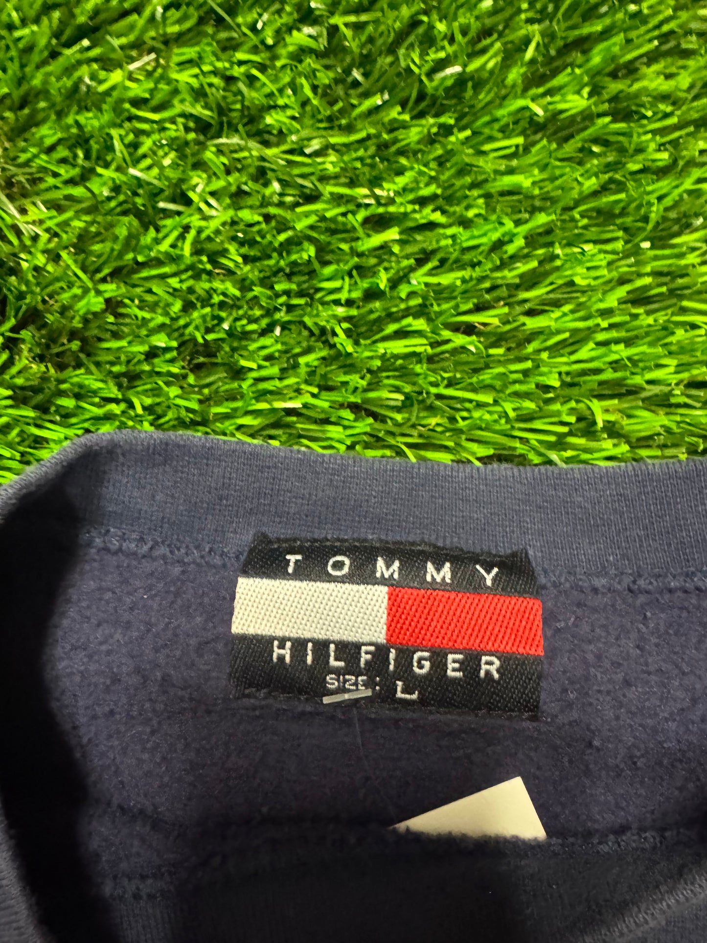 90s Tommy Hilfiger Vintage Faded Logo Crewneck (L)