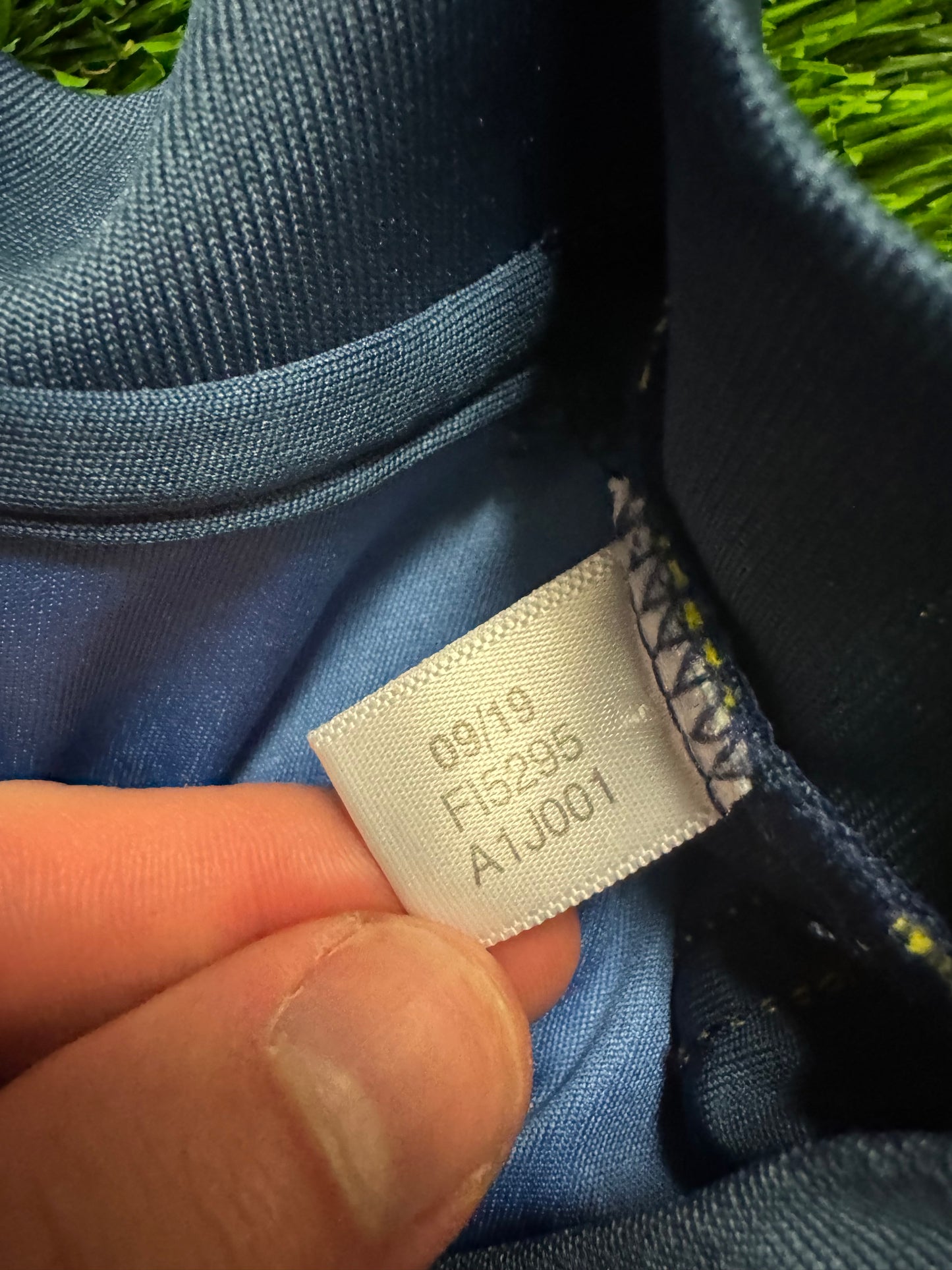 Columbia National Team Adidas Away Jersey 2021 Kit (L)