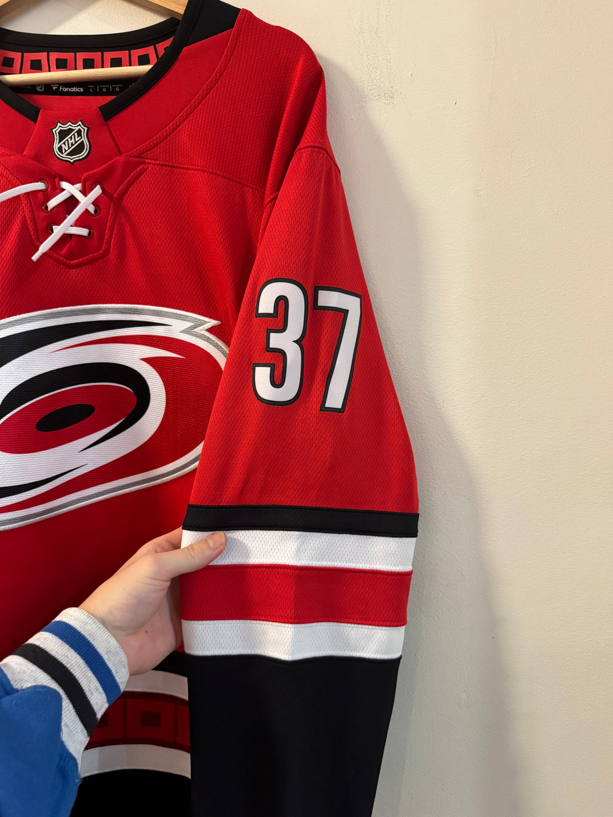 Carolina Hurricanes Andrei Svechnikov Fanatics NHL Hockey Red Home Jersey (L)