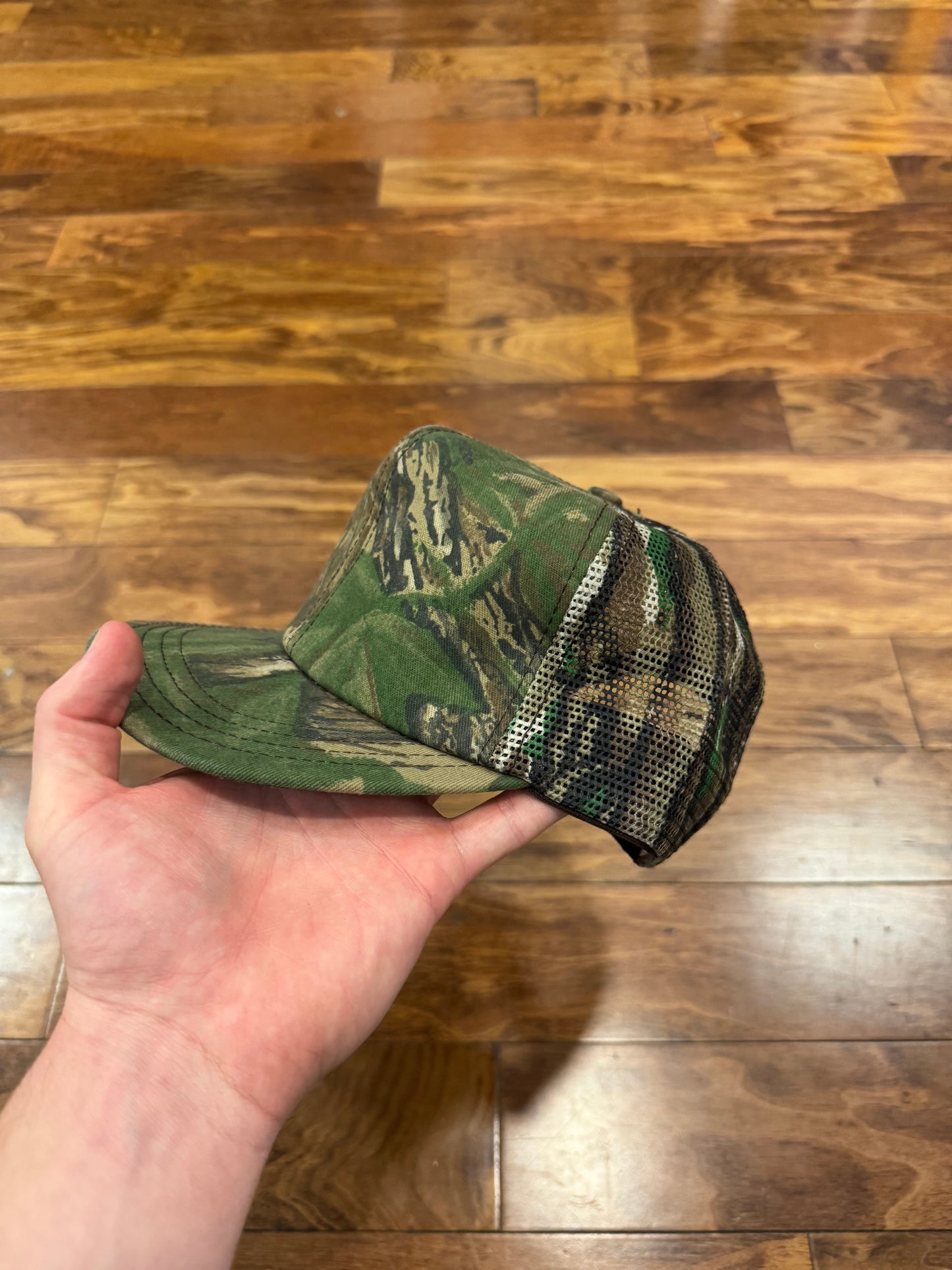 80s Camo Realtree Trucker Hat (OS)