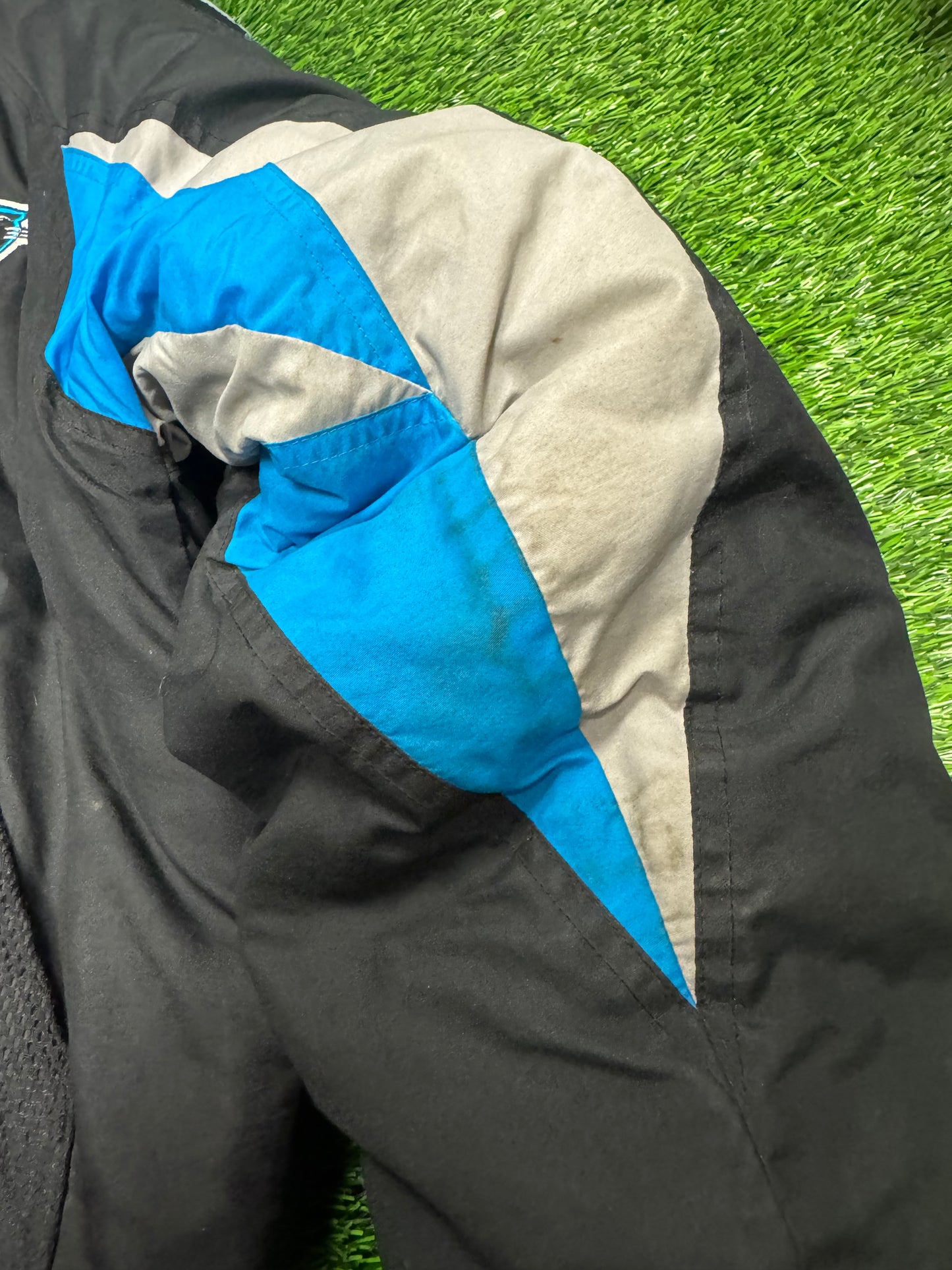 00s Carolina Panthers Game Day Puffer Jacket (L)