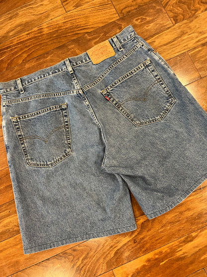 1998 Levi's Baggy Fit Jean Shorts (38)