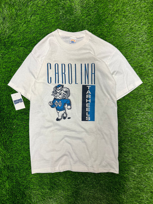 90s University of North Carolina (UNC) Tar Heels Mascot Spell Out Tee (M)