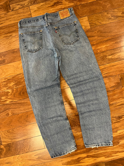 2010s Levi's 550 Mid Wash Blue Jeans (35 x 34)