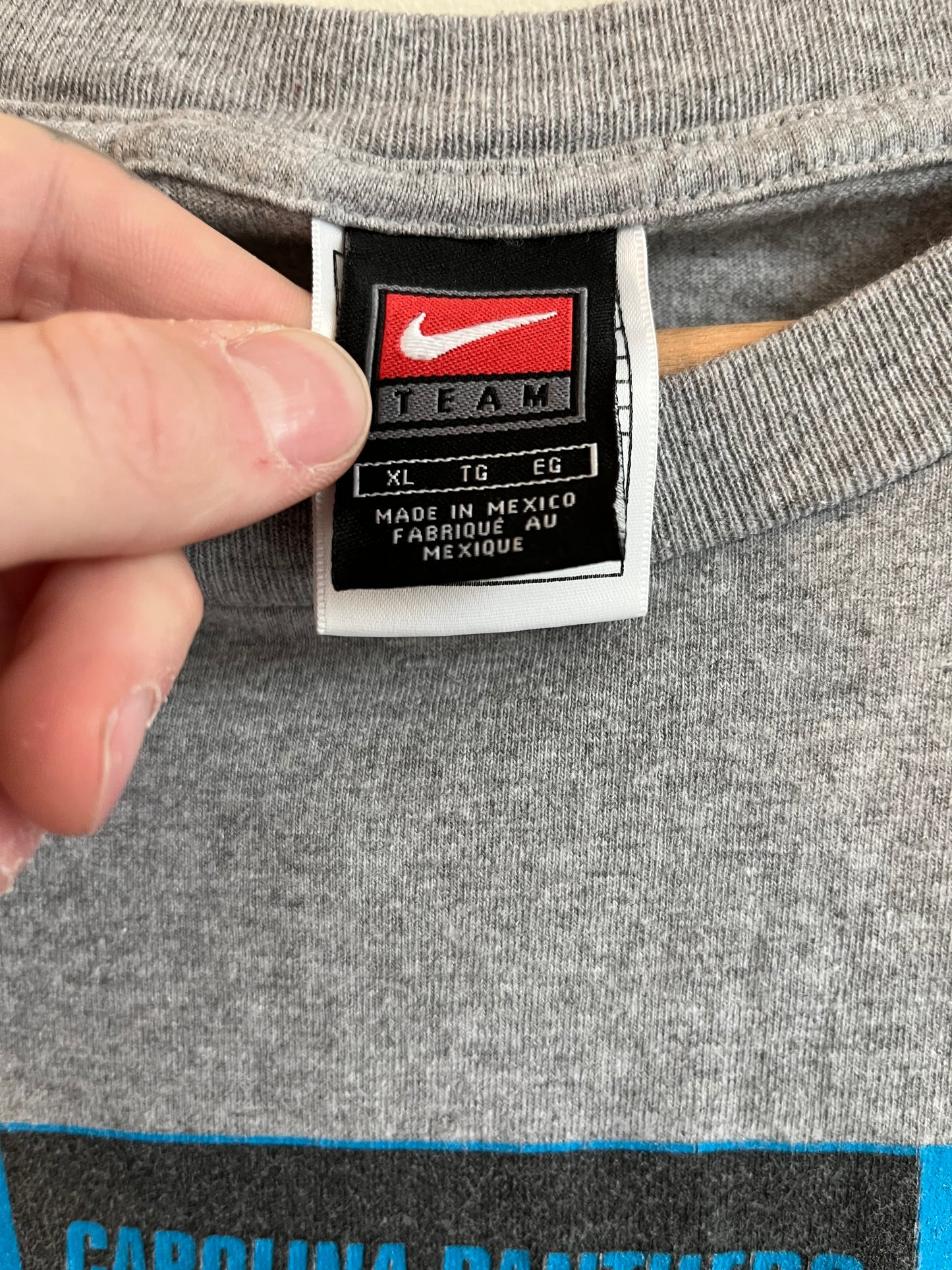 00s Carolina Panthers Nike Center Swoosh Tee (XL)