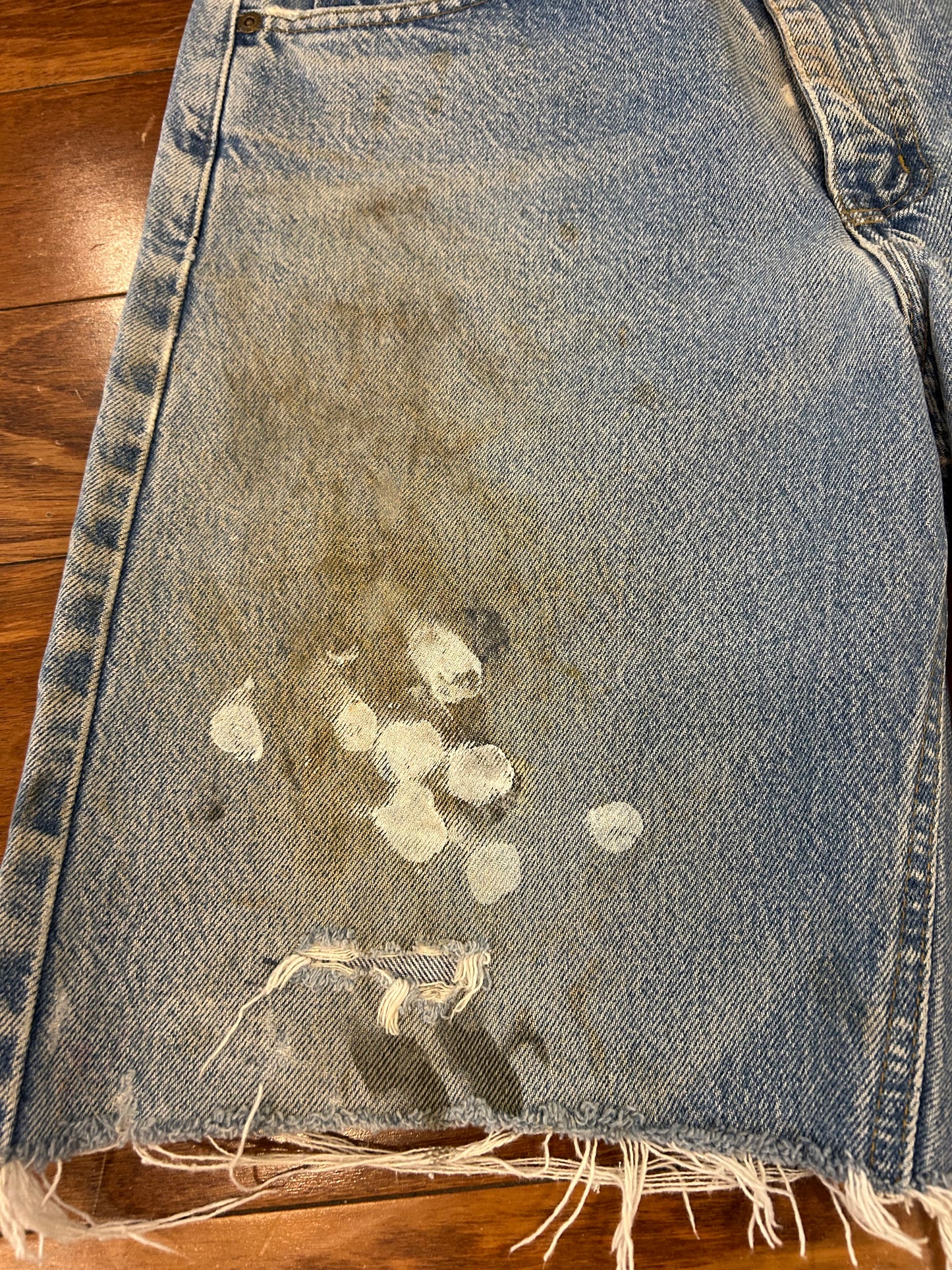 00s Carhartt Distressed Stained Jean Shorts (30)