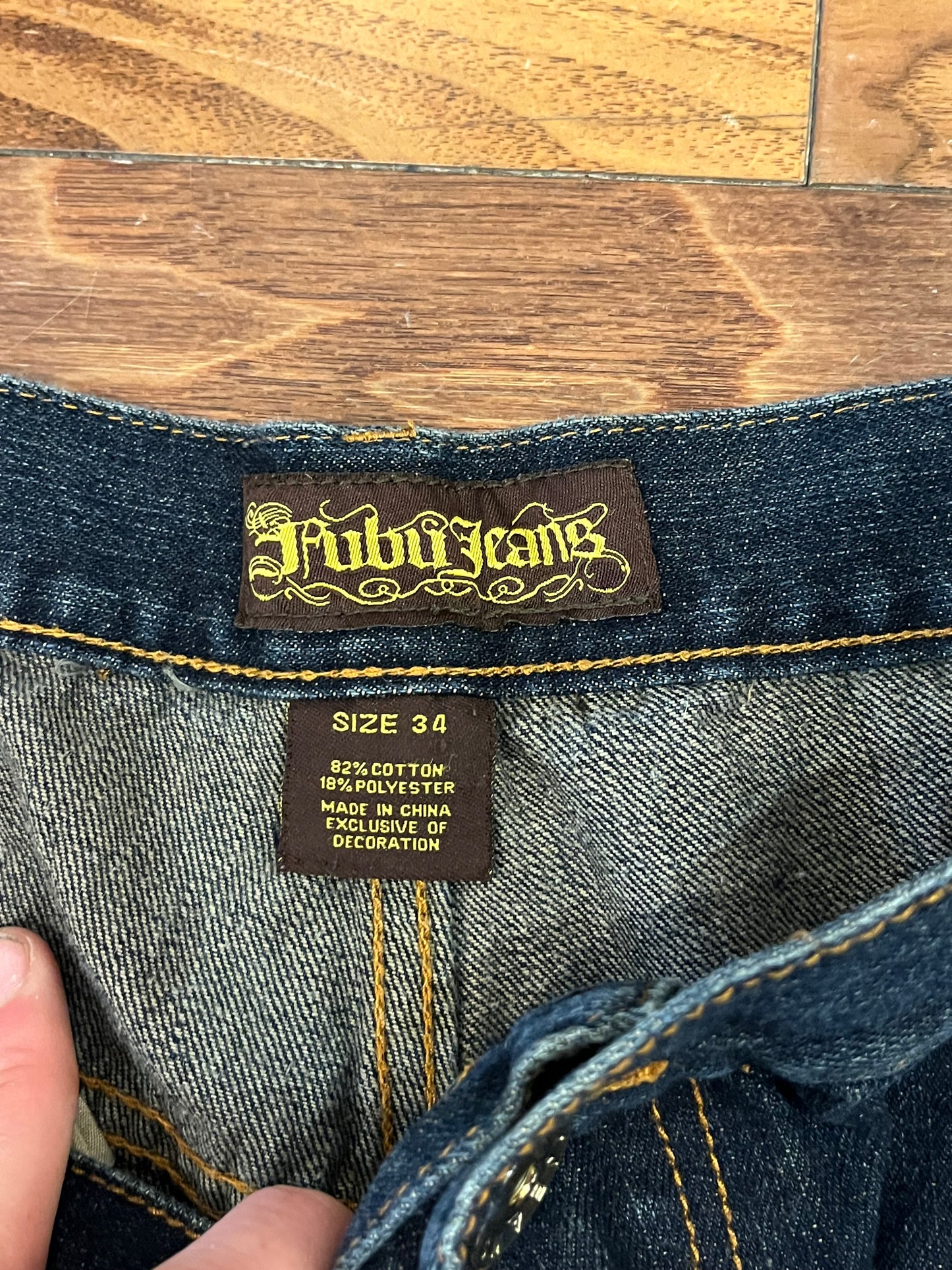 00s Fubu Embroidered Gold Accent Baggy Jeans (34 x 32)