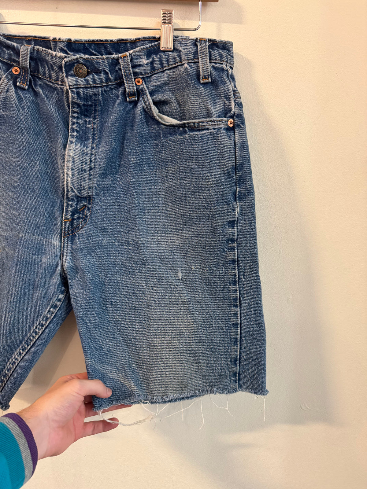 90s Levi’s 505 Orange Tab Shorts (36)