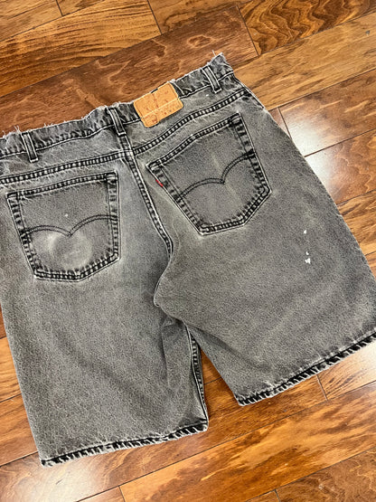 90s Levi's 560 Faded Black Jean Shorts (37)