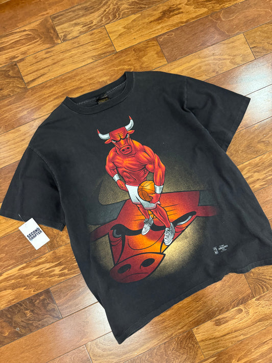 1997 Chicago Bulls "Benny The Bull" Faded Mascot Cartoon Tee (XL)