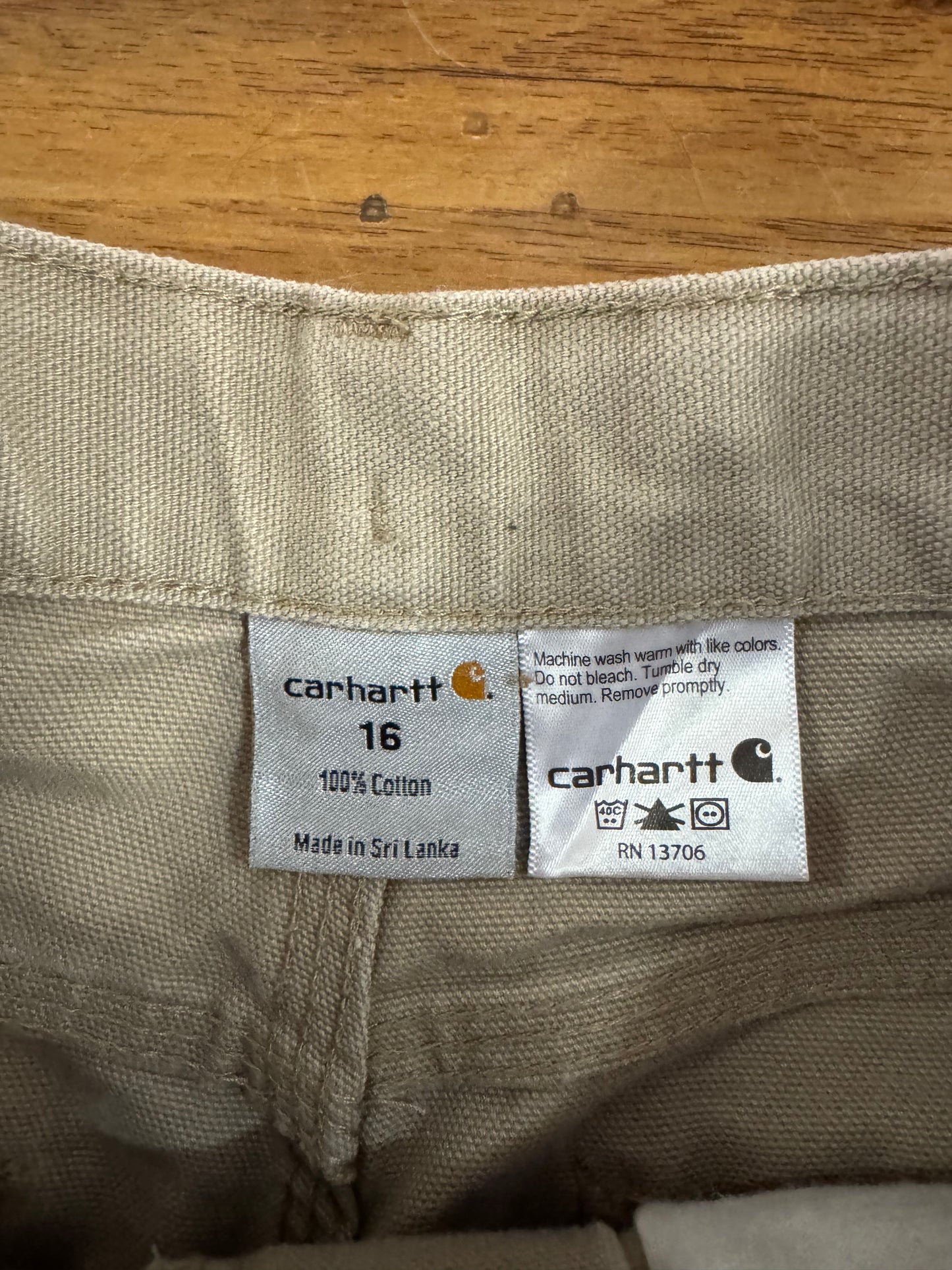 00s Carhartt Women's Khaki Carpenter Pants (28 x 28)