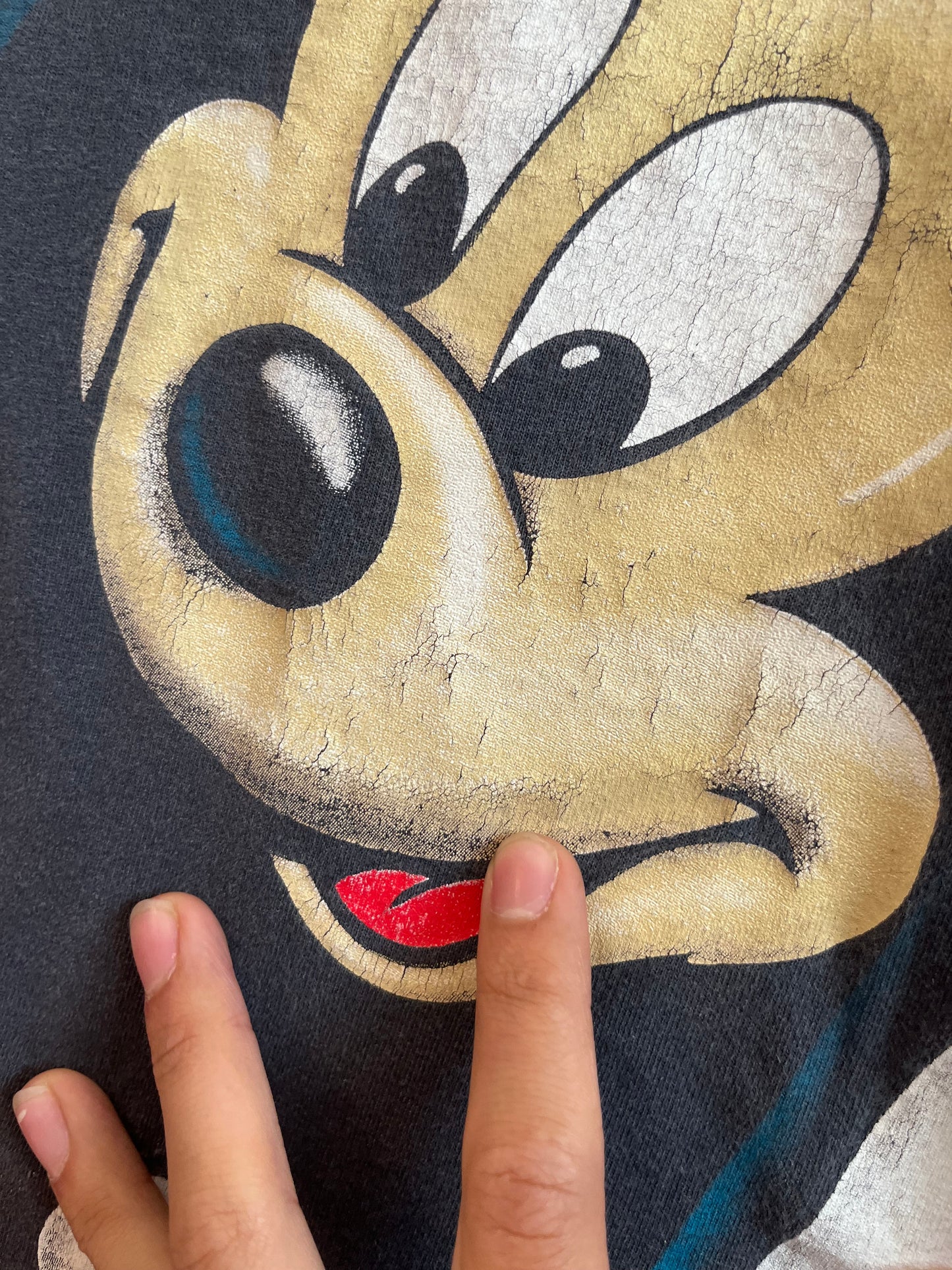 90s Disney Designs Ghost Faded Mickey Mouse Breakthrough Tee (XL)
