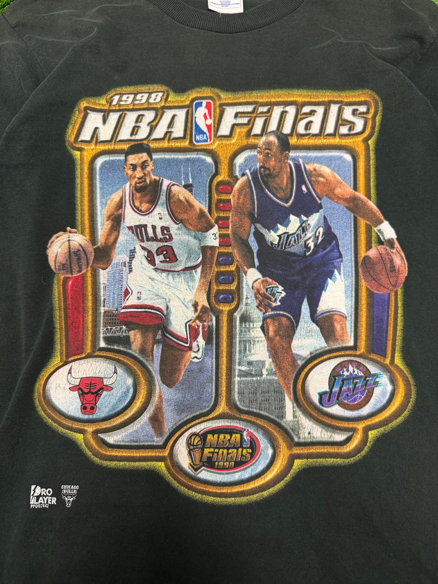 1998 Chicago Bulls v Utah Jazz Vintage NBA Finals Tee (M)