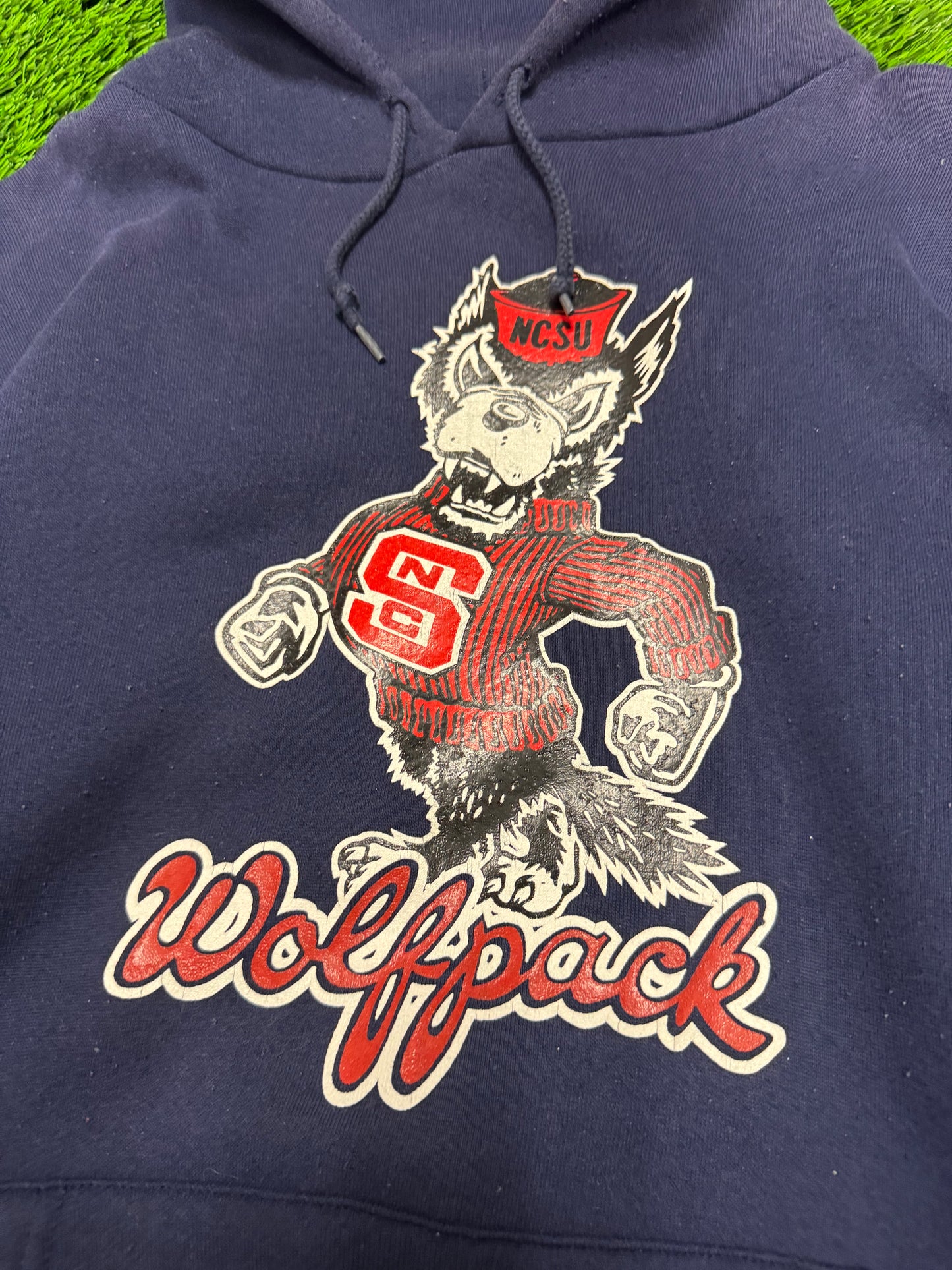 Vintage NC State University (NCSU) Wolfpack Navy Mascot Hoodie (L)