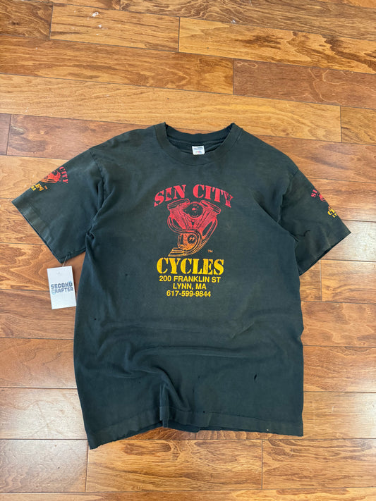 90s Sin City Cycles Thrashed Graphic Tee (L)