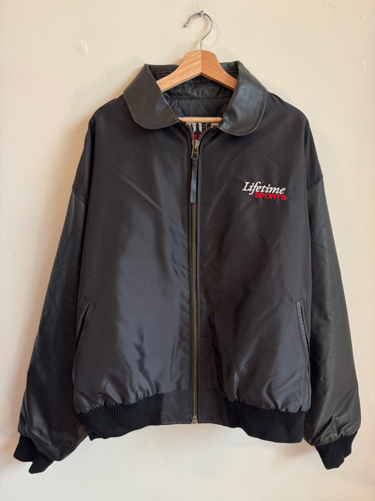 00s WNBA Lifetime Sports Black Jacket (XL)