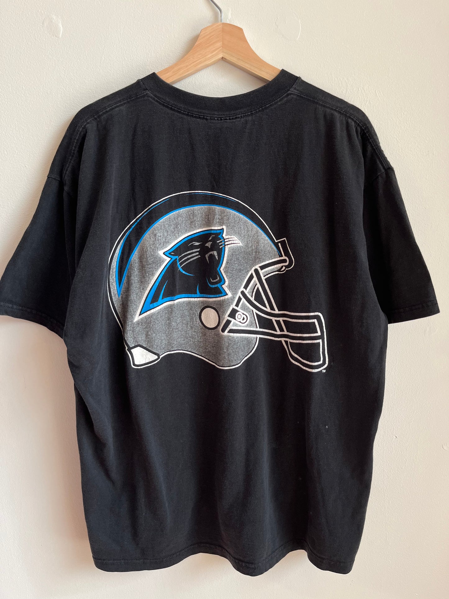 1995 Carolina Panthers Starter Helmet Graphic Tee (XL)