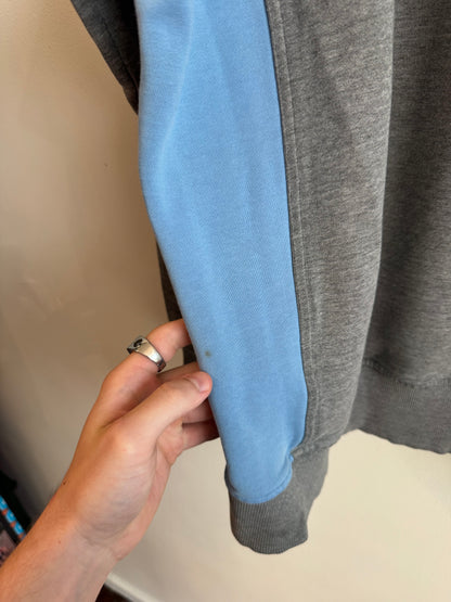 00s UNC Center Swoosh Two Toned Vintage Nike Hoodie (XXL)