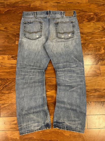 2010s American Eagle Distressed Blue Jeans (38 x 32)