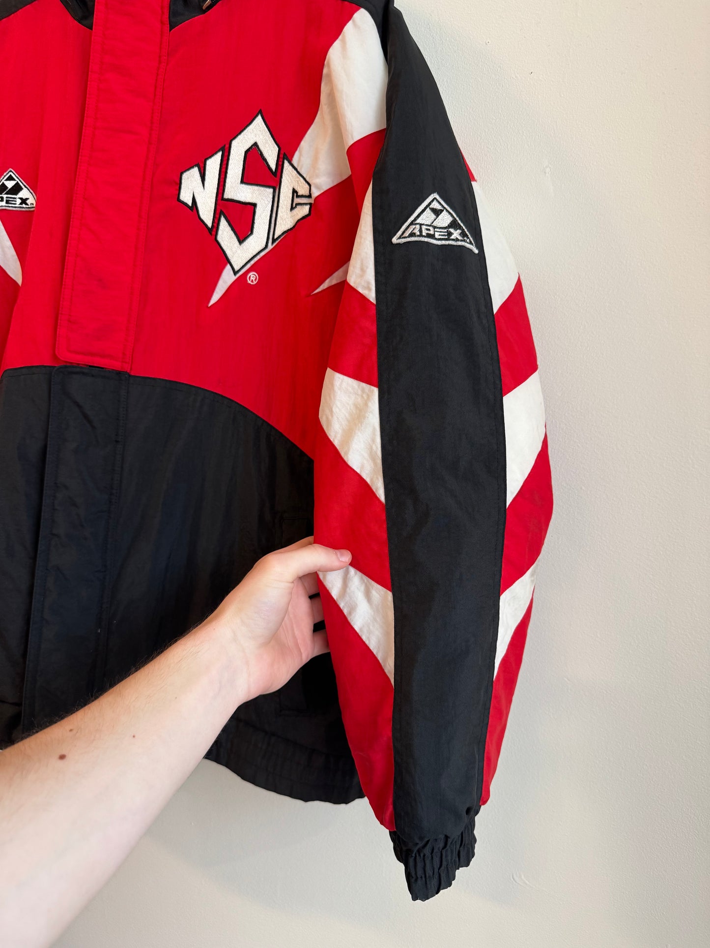 90s NC State (NCSU) Apex Shark Tooth Puffer Jacket (L)