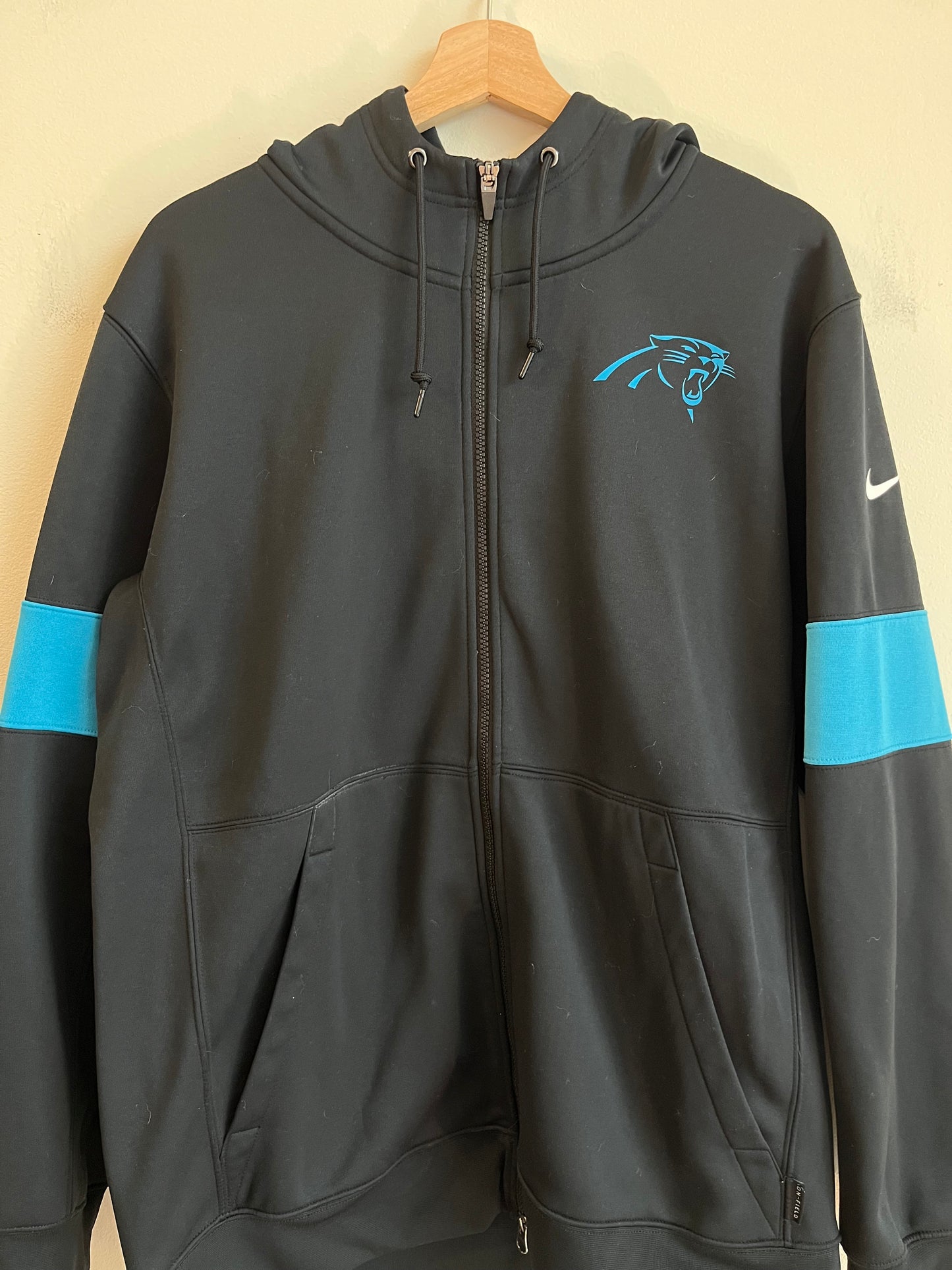 2019 Carolina Panthers Nike Dri-Fit Zip Up Jacket (L)