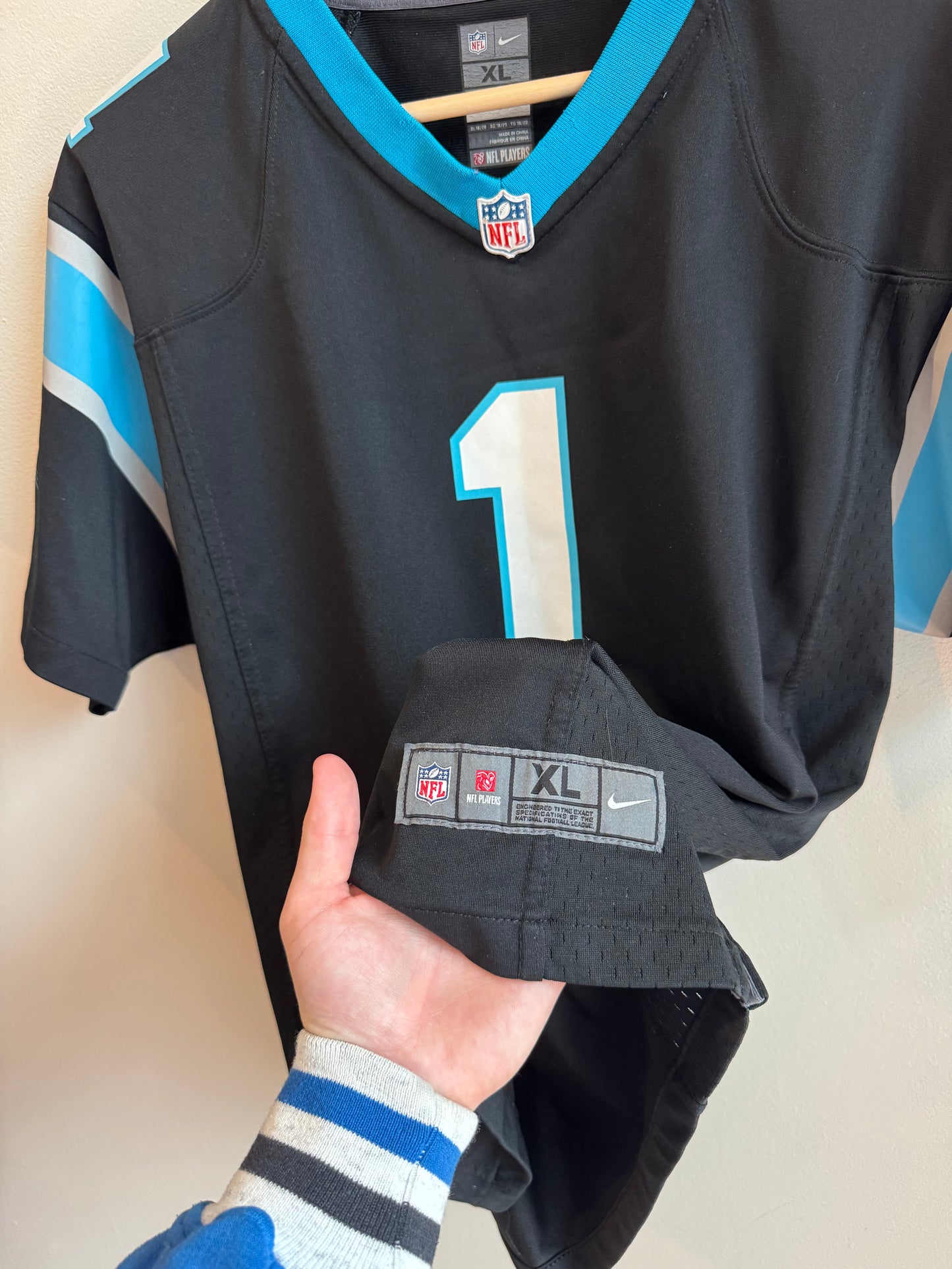 2016 Carolina Panthers Cam Newton Jersey (Youth XL)