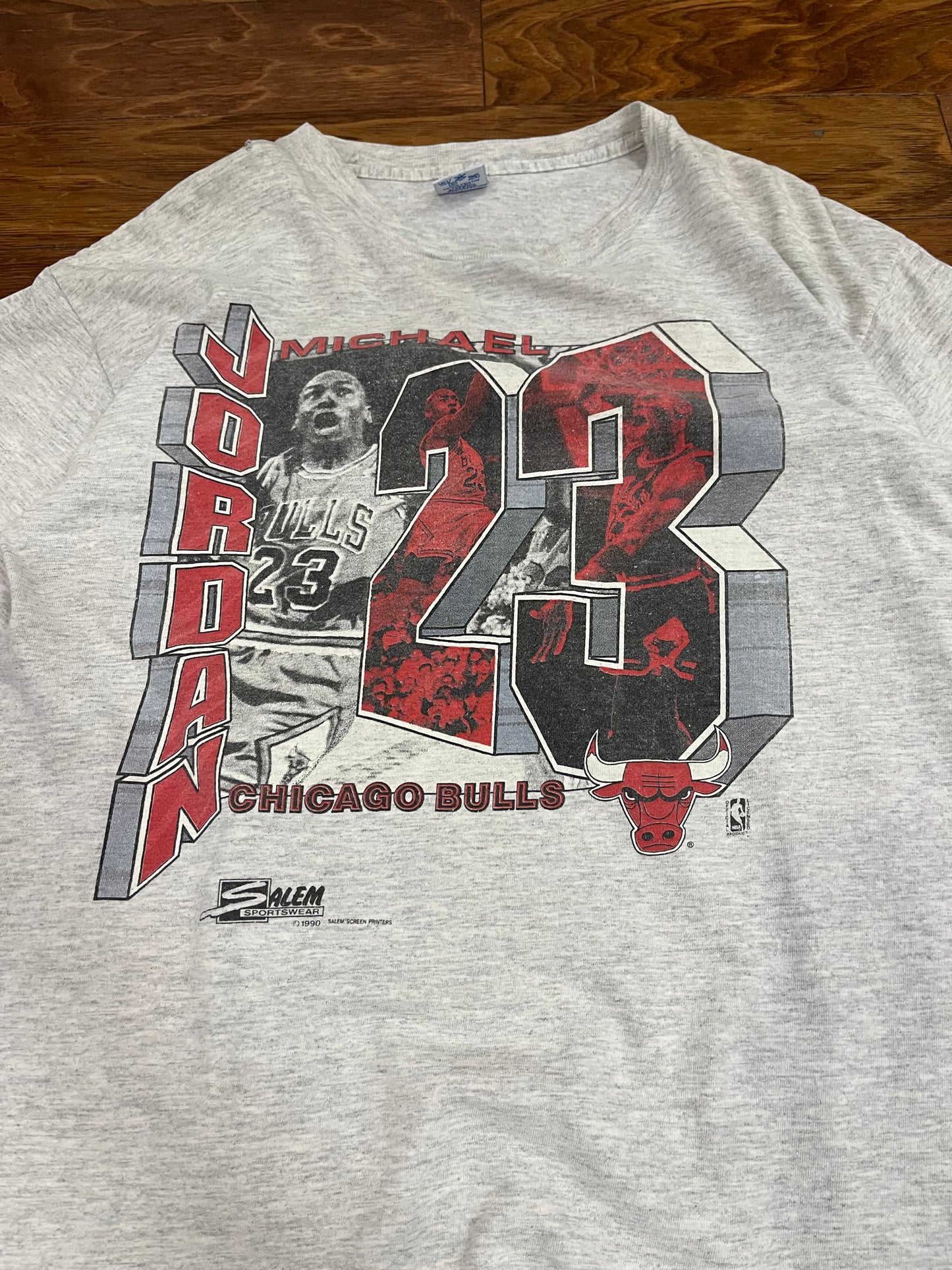 90s Michael Jordan Vintage Chicago Bulls Salem Tee (L)