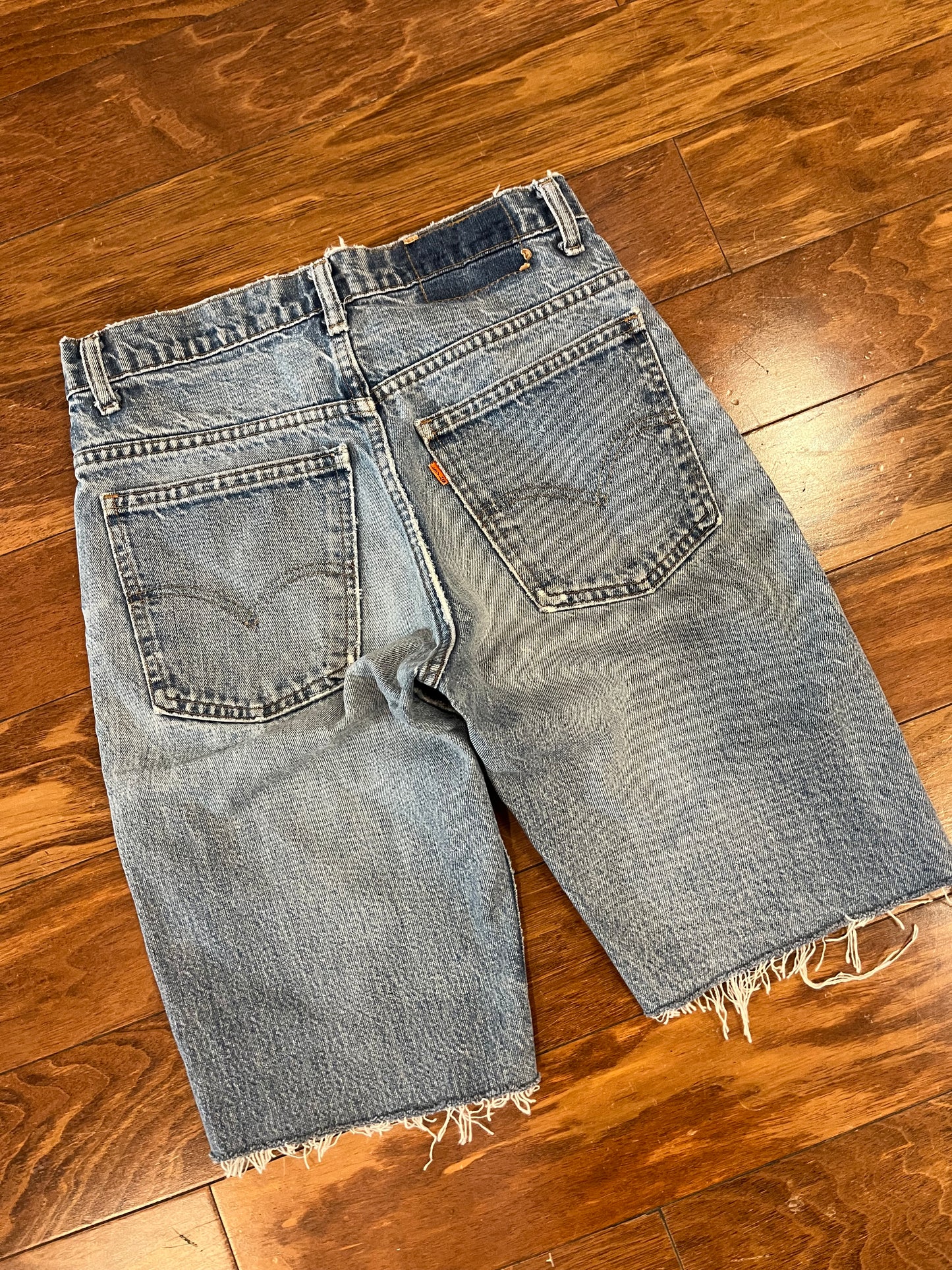 90s Levi's Orange Tab Faded Jean Shorts (28)