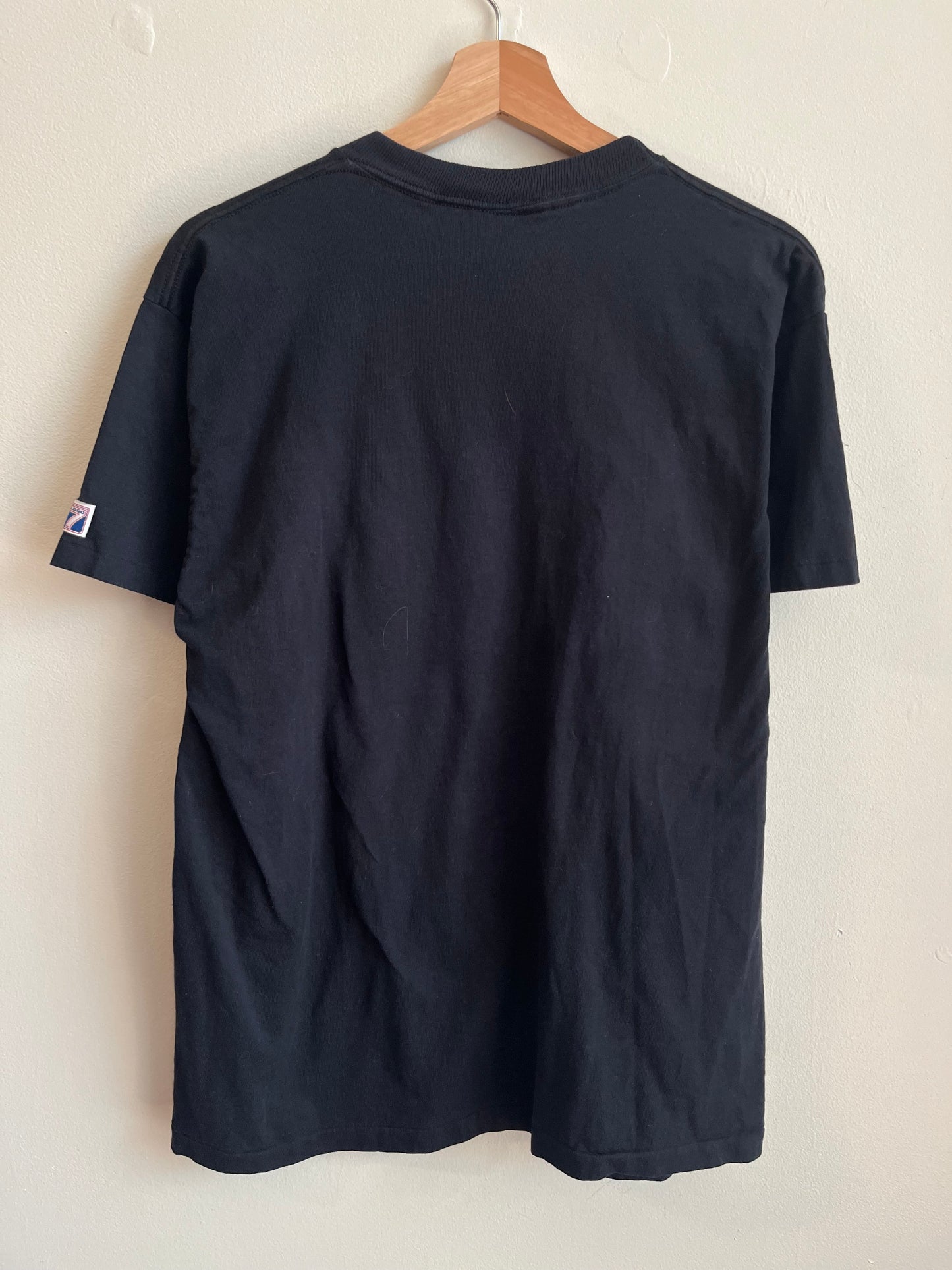 90s Chicago Bulls Logo 7 NBA Basketball Black Tee (L)